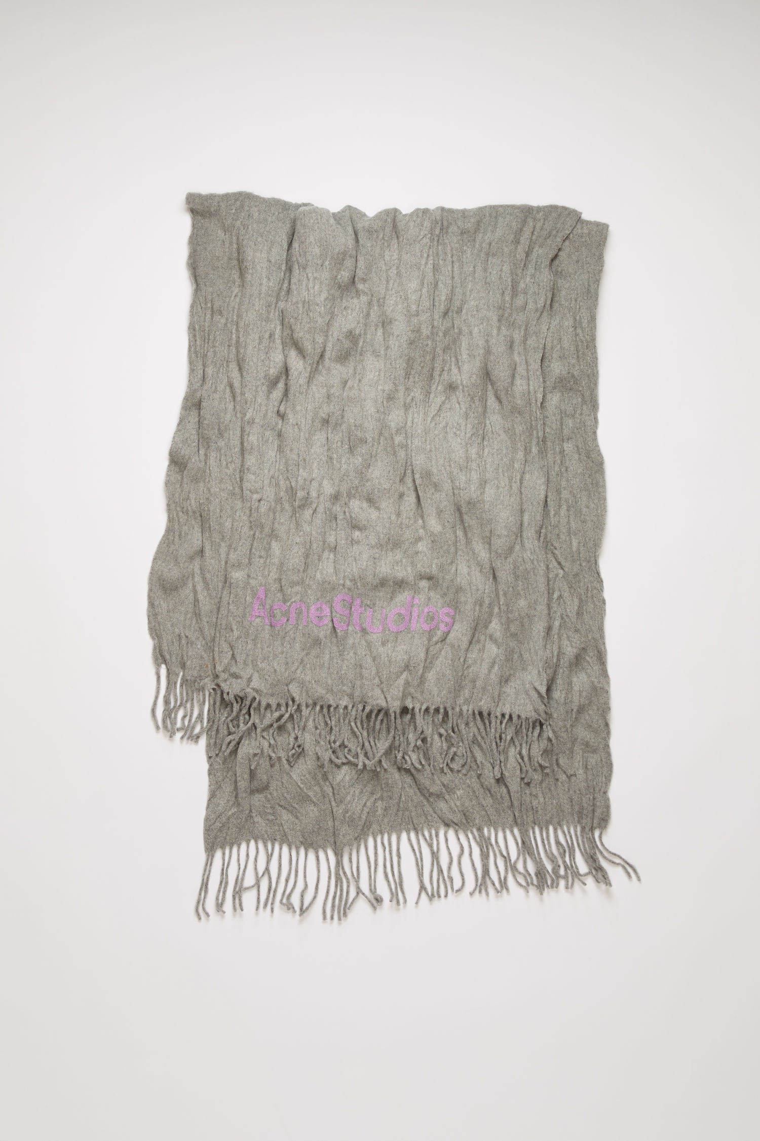 Crinkled wool scarf light grey melange - 1