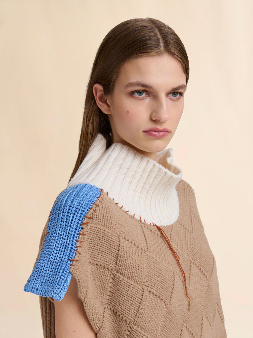 BROWN WOOL AND COTTON SWEATER IN MIXED KNITS - 4