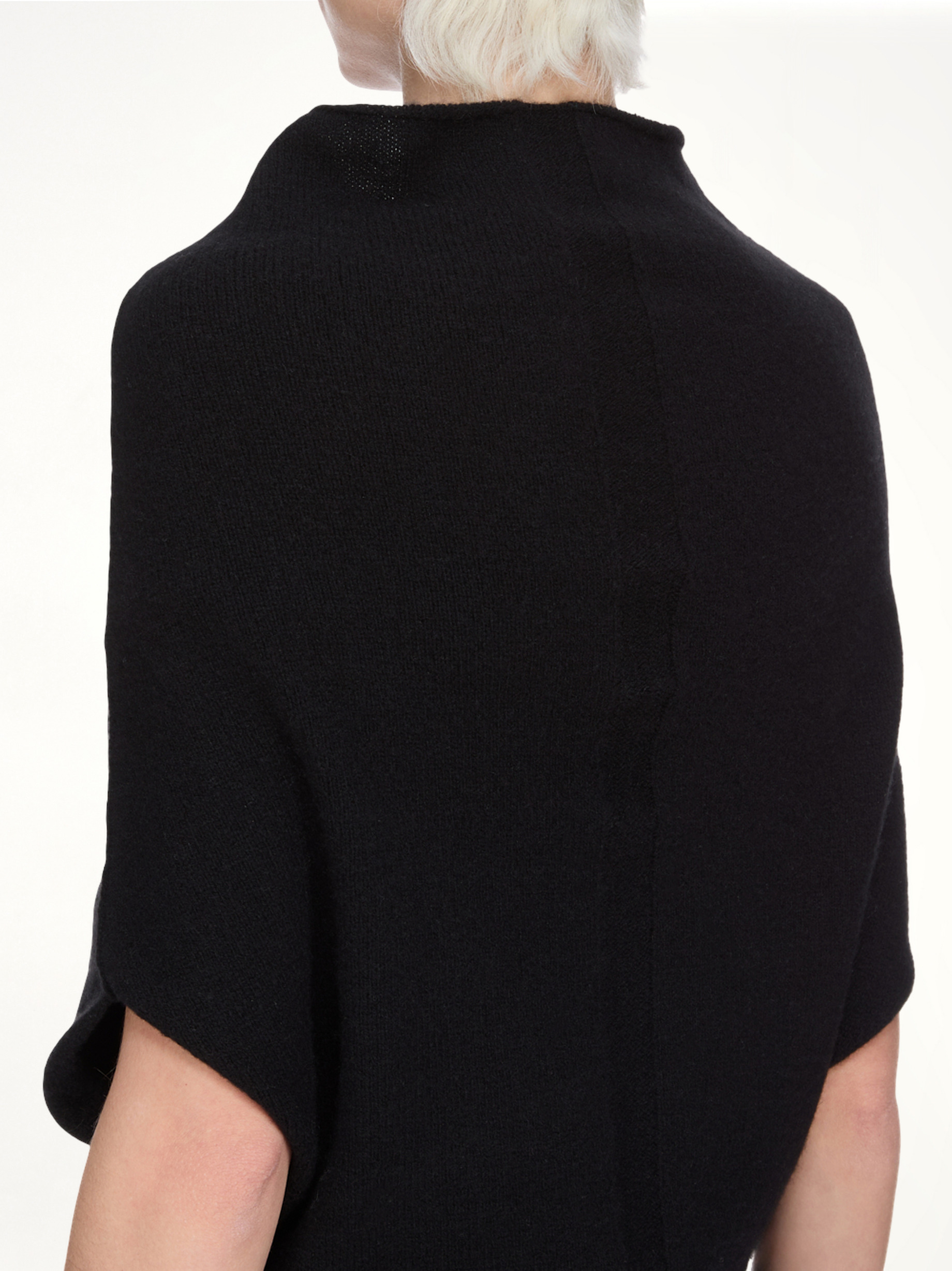 SL Shroud in Black - 6