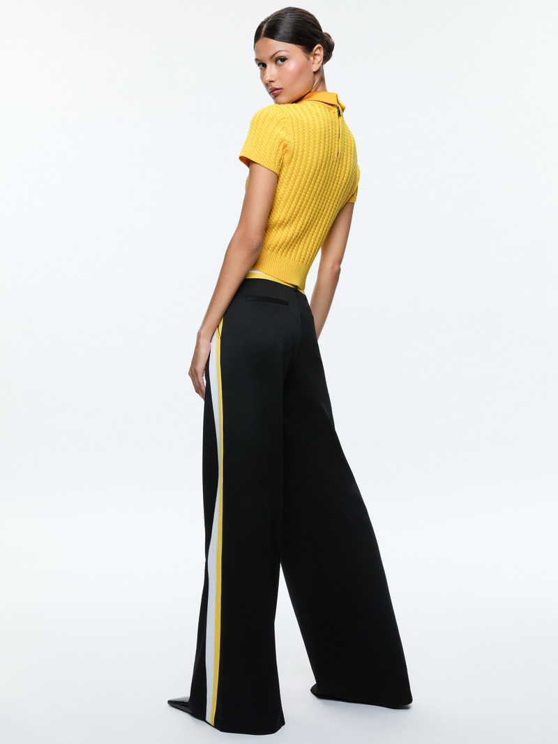 Alice + Olivia ABBOTT SHORT SLEEVE PULLOVER WITH WOVEN COLLAR outlook