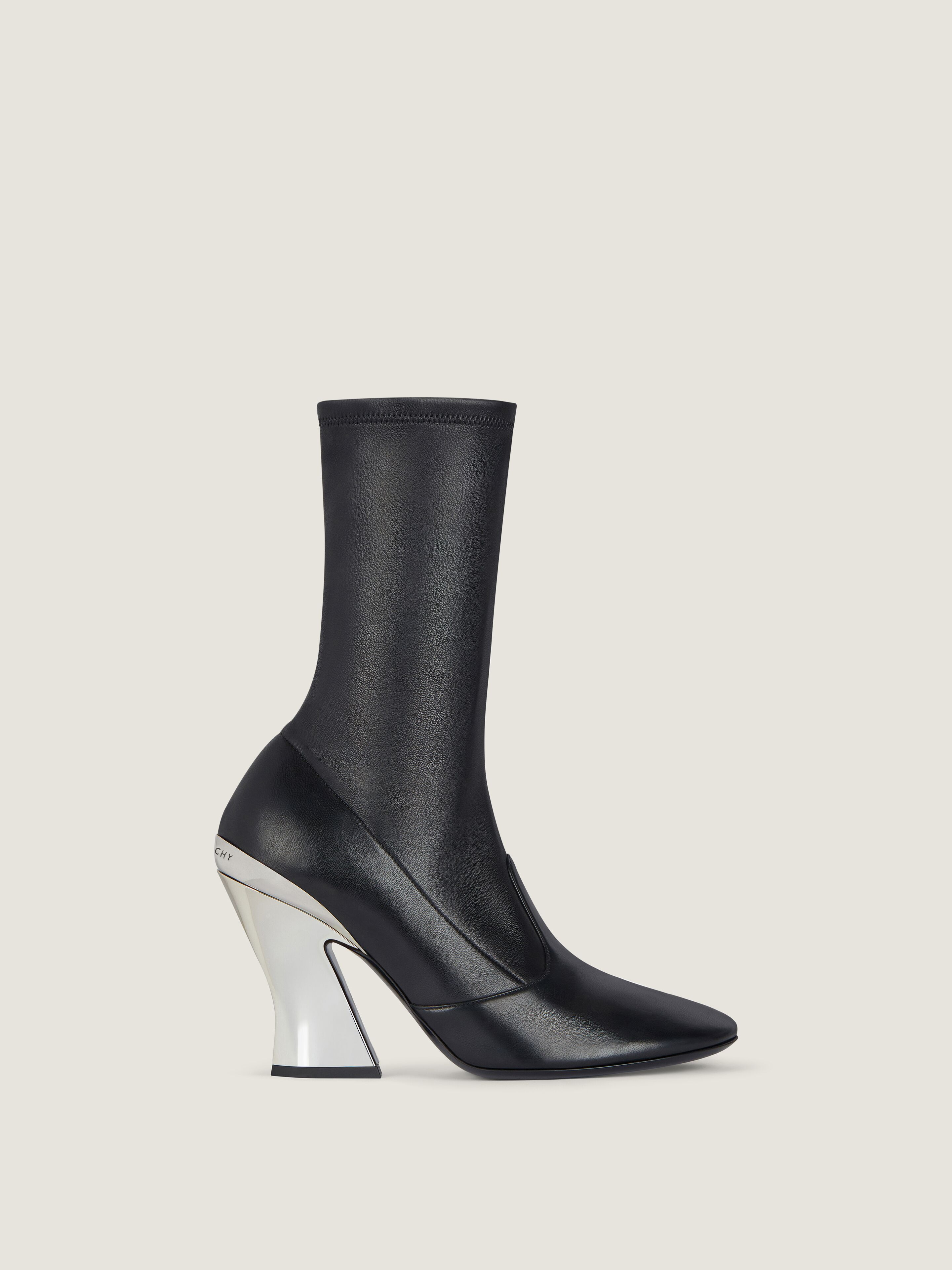 SCULPTED ANKLE BOOTS IN NAPPA LEATHER - 2