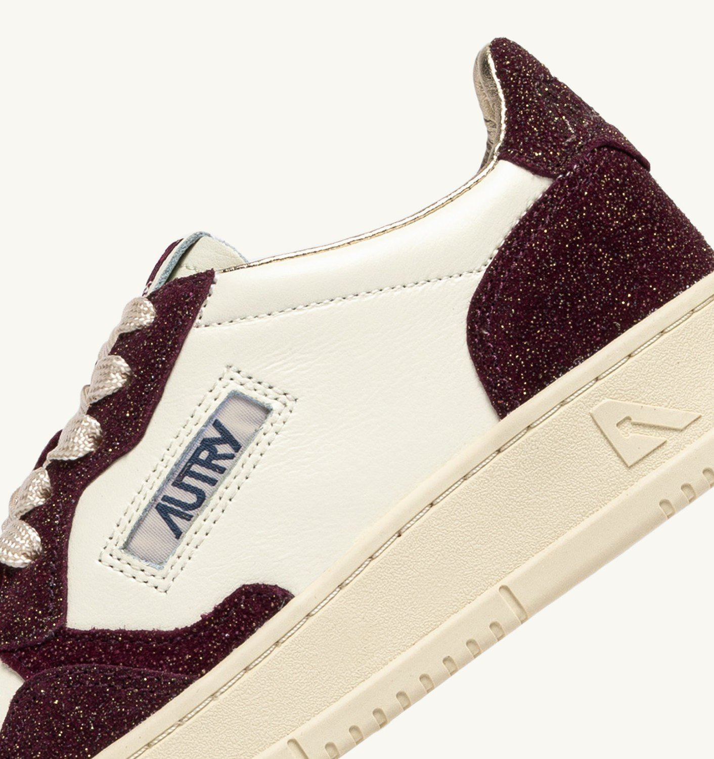 MEDALIST LOW SNEAKERS IN LEATHER MARSHMALLOW AND AMARONE GLITTER - 6