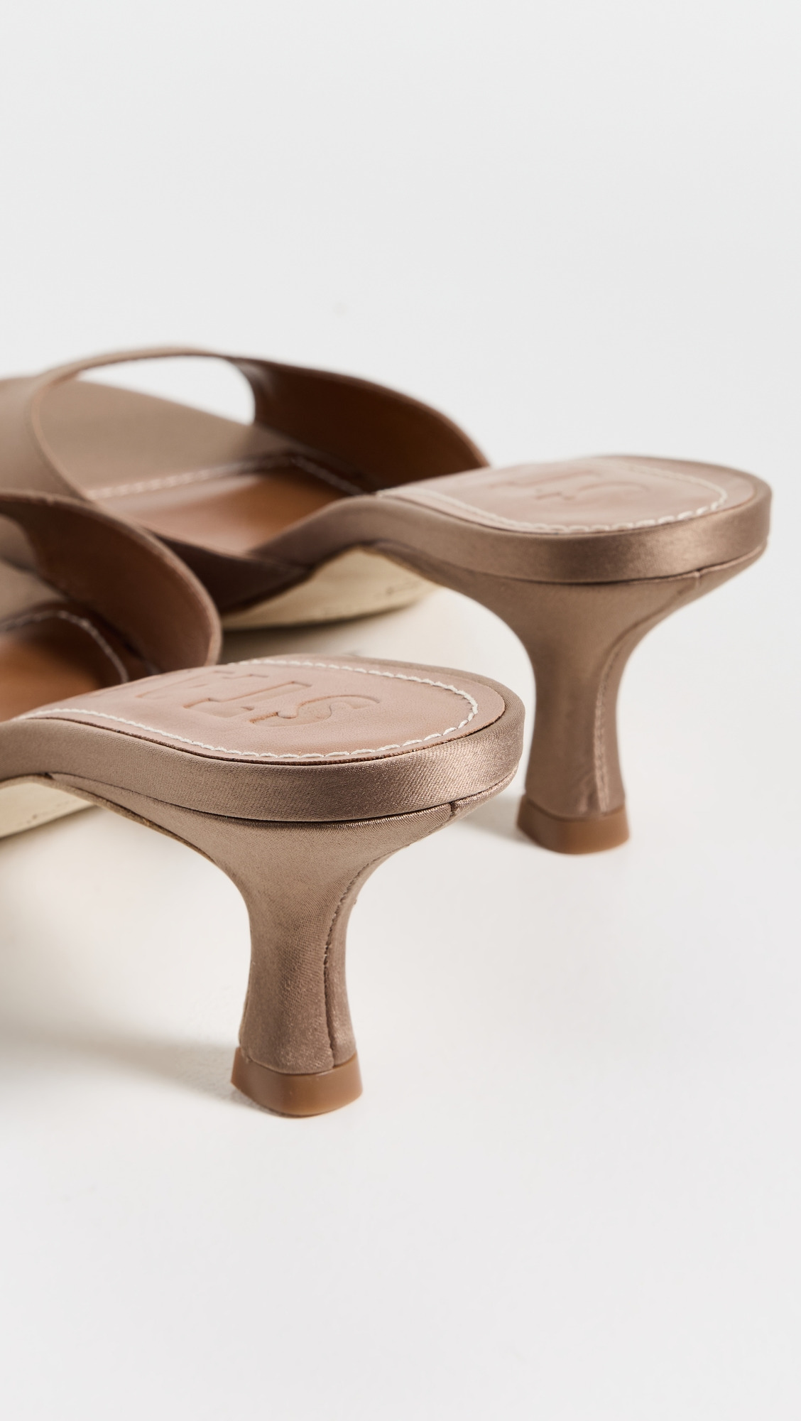Brigitte Mules - 3