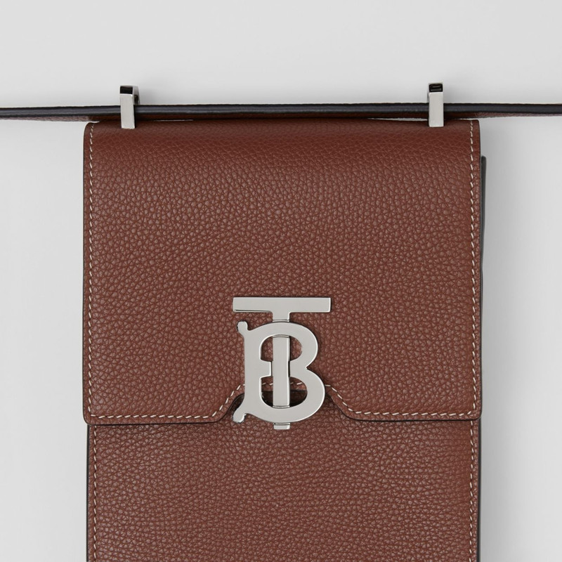 Burberry Grainy Leather Robin Bag outlook