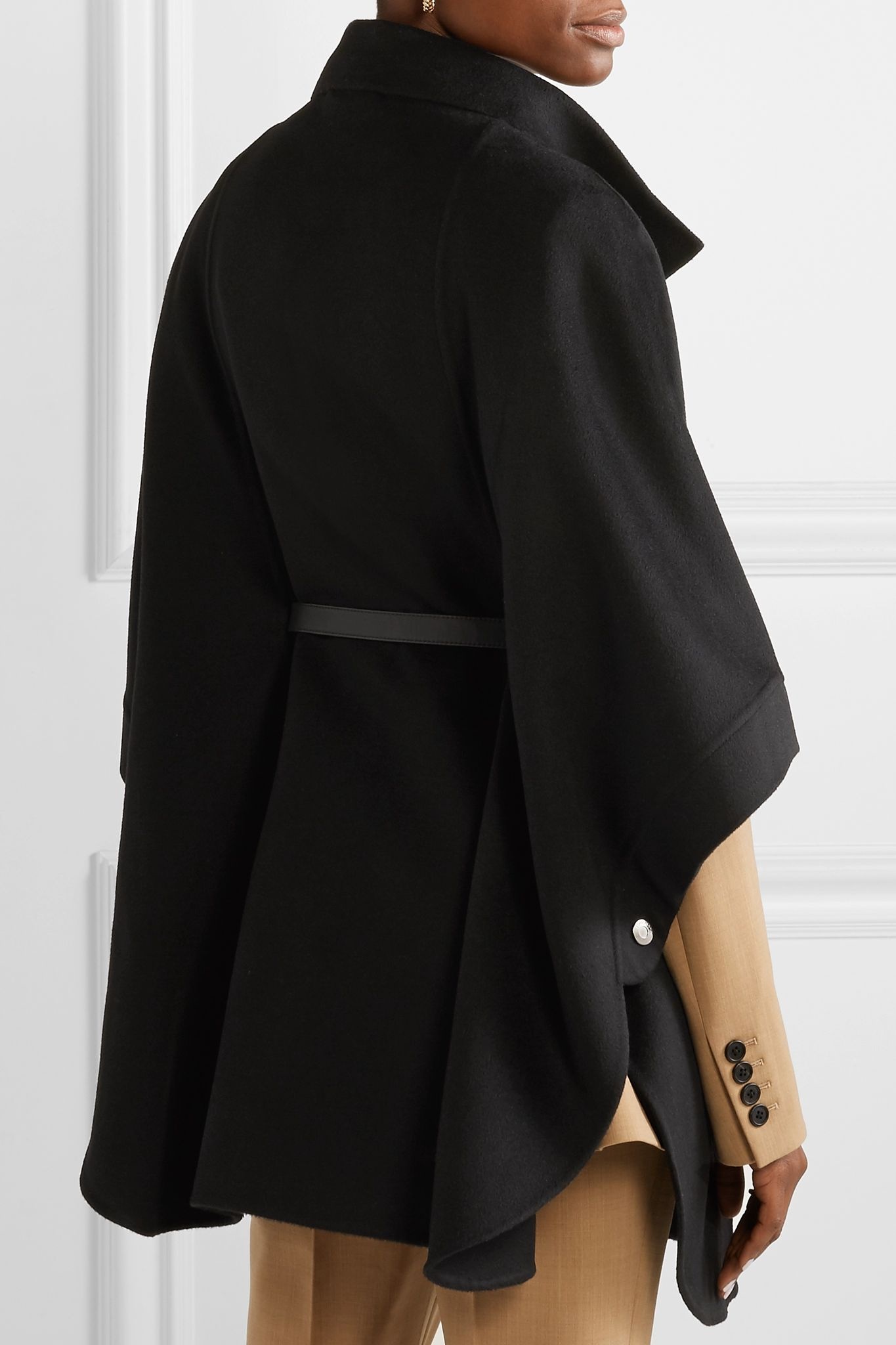 Belted leather-trimmed cashmere cape - 4