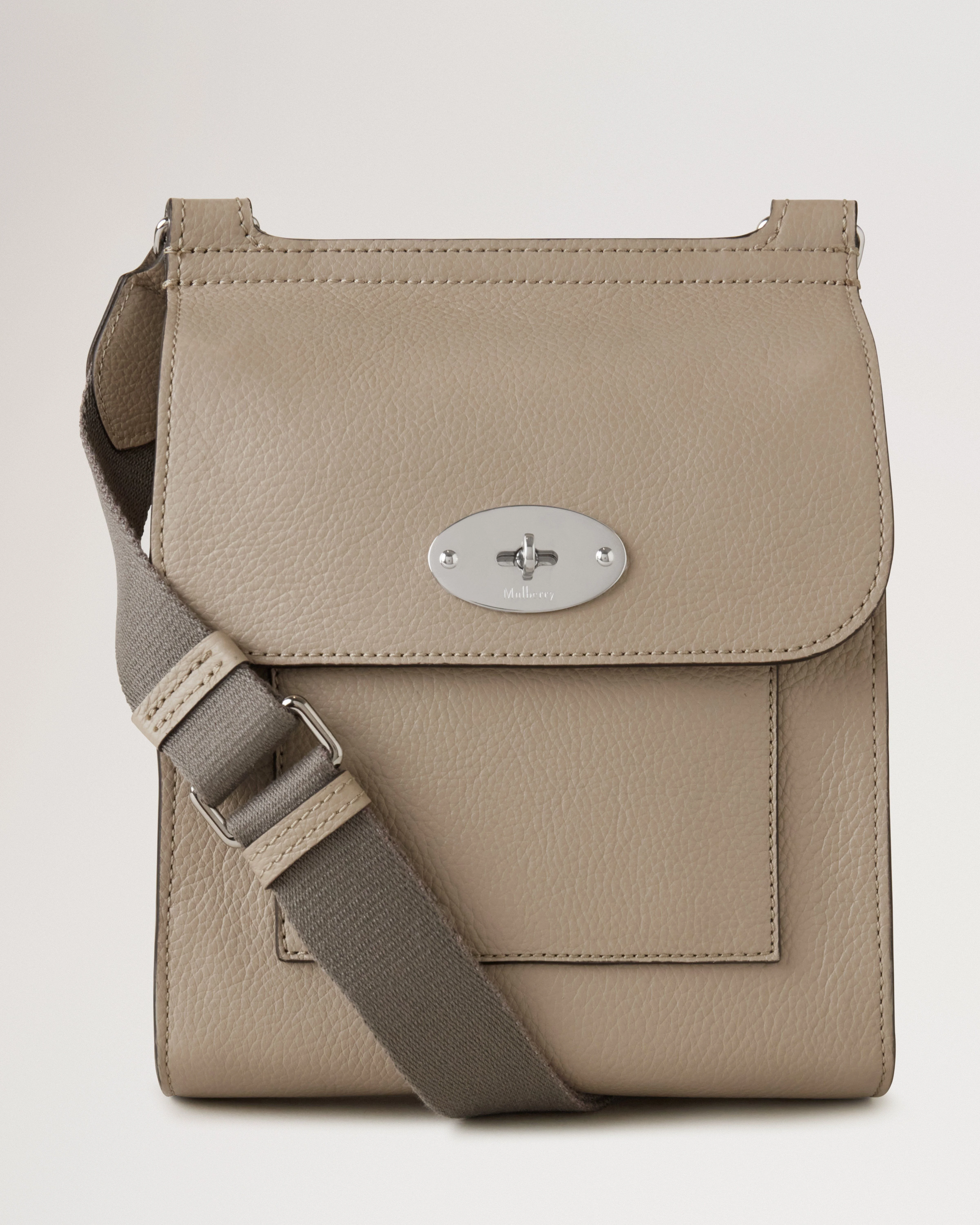 Small Antony
Dune Small Classic Grain - 1