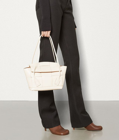 Bottega Veneta SMALL ARCO outlook