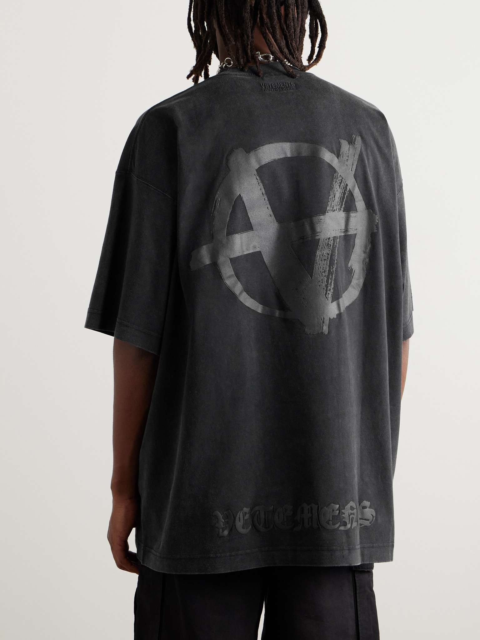 VETEMENTS Goth Oversized Tee Grey Melange | thewebster