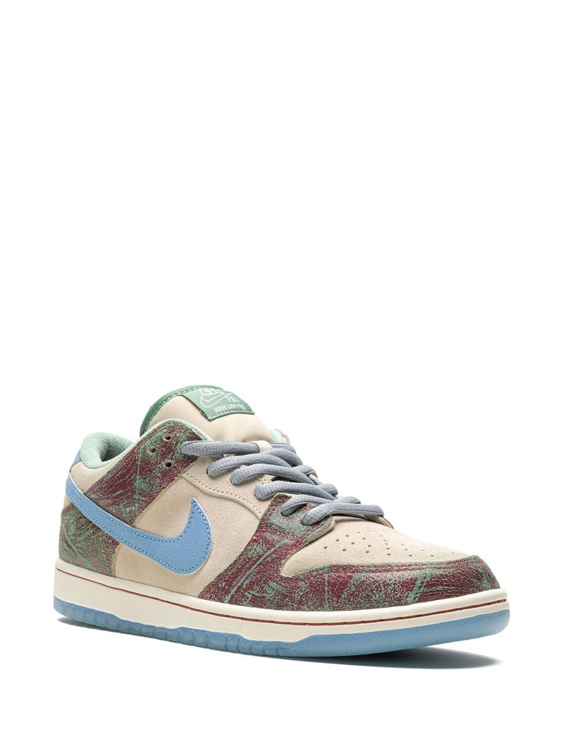 Nike x Crenshaw Skate Club SB Dunk Low sneakers outlook