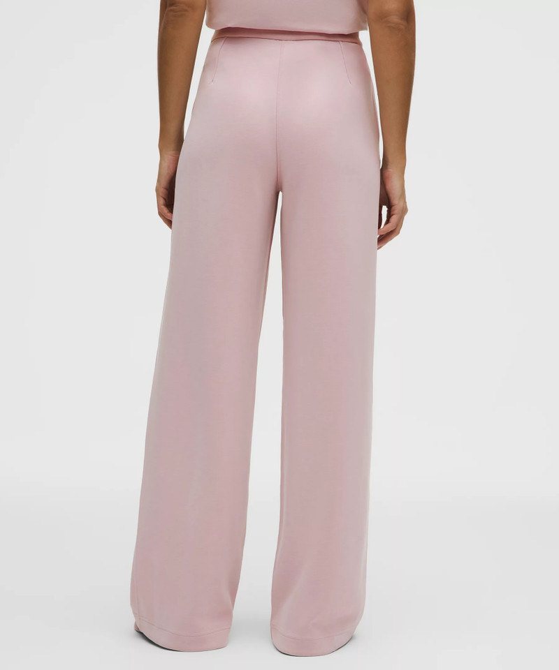 Softstreme Pintuck High-Rise Wide-Leg Pant *Regular 3