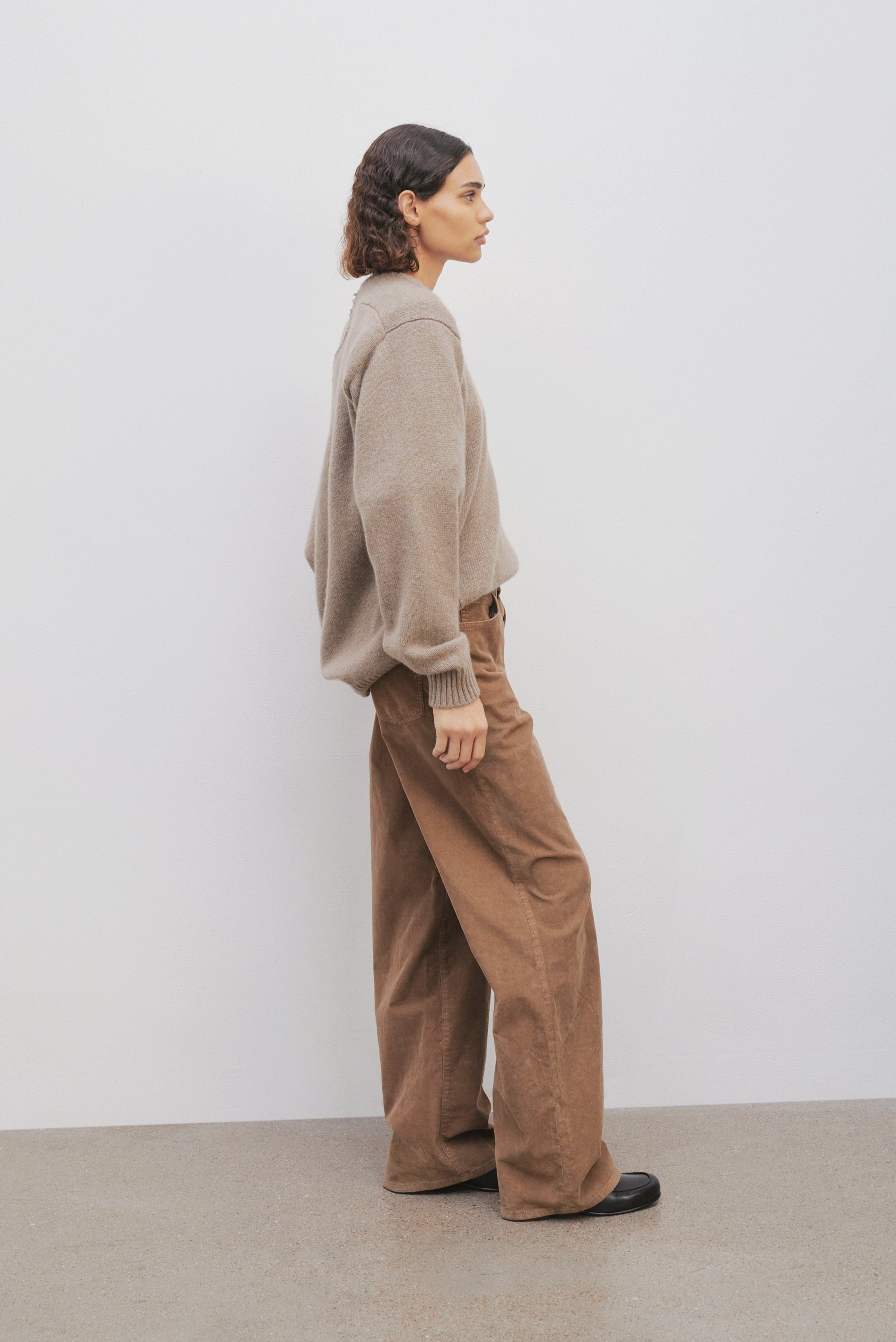 Eglitta Pant in Corduroy - 4