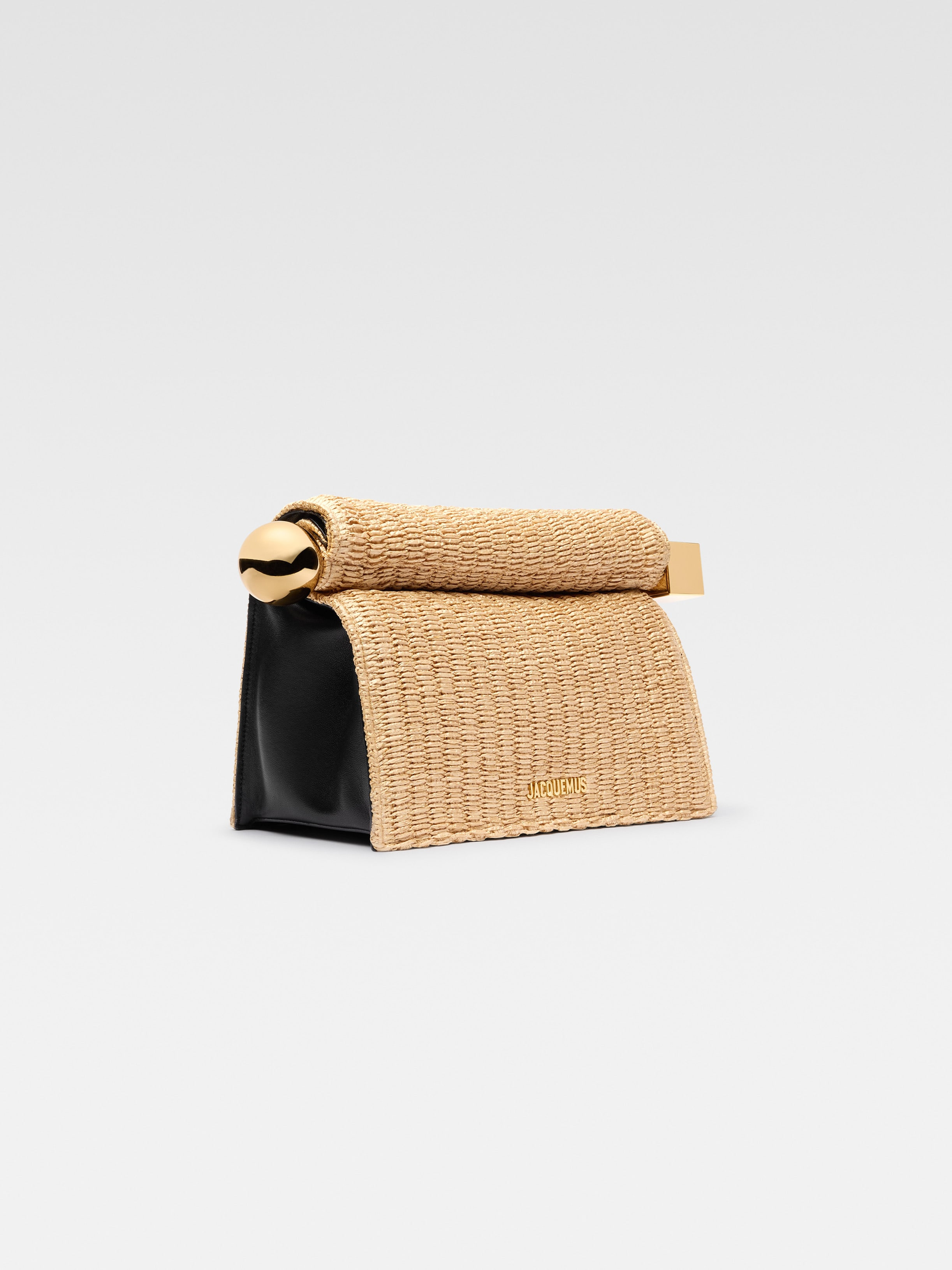 The Rond Carré clutch - 2