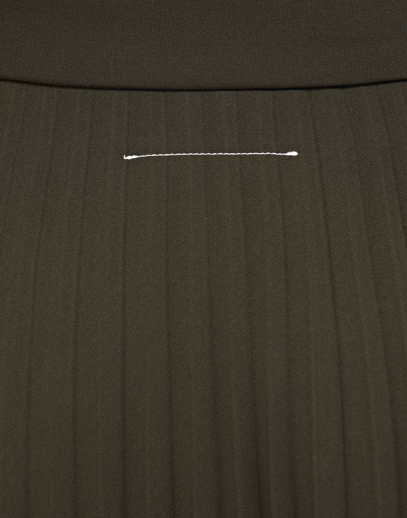 Pleated skirt 6