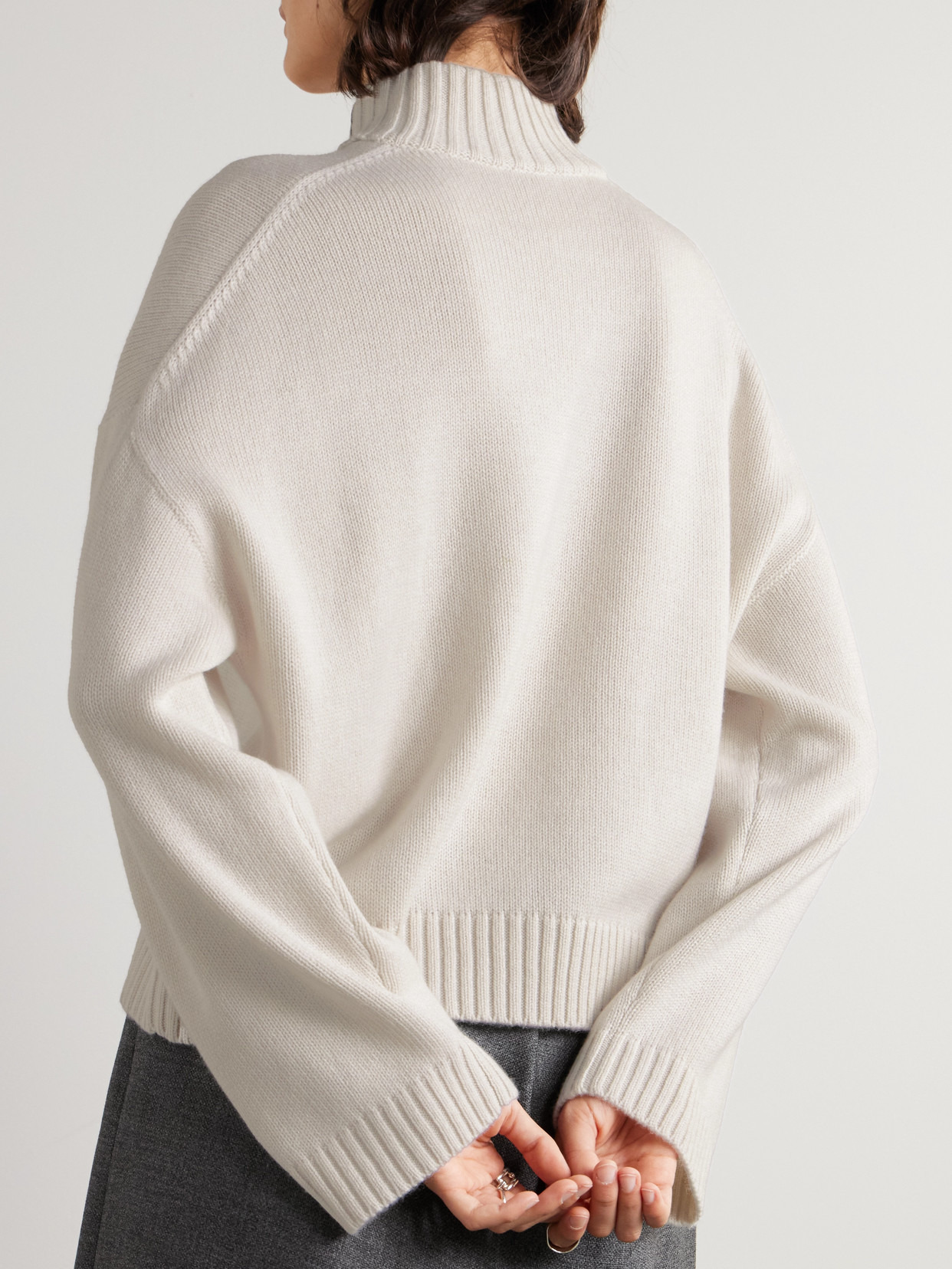 Turtleneck Cashmere Sweater - 3