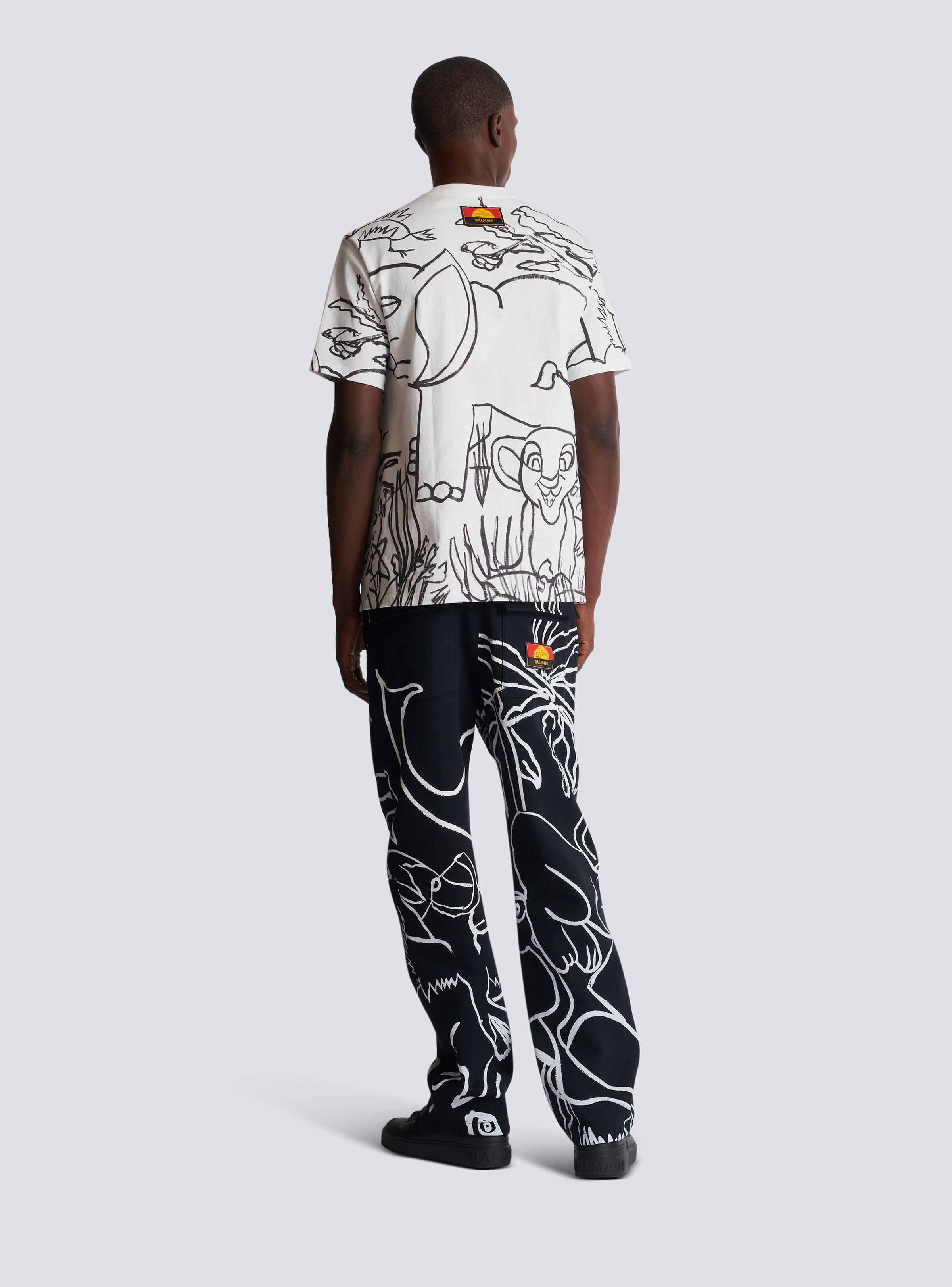 Disney x Balmain: The Lion King - Relaxed T-shirt with Enfant Précoce print - 4