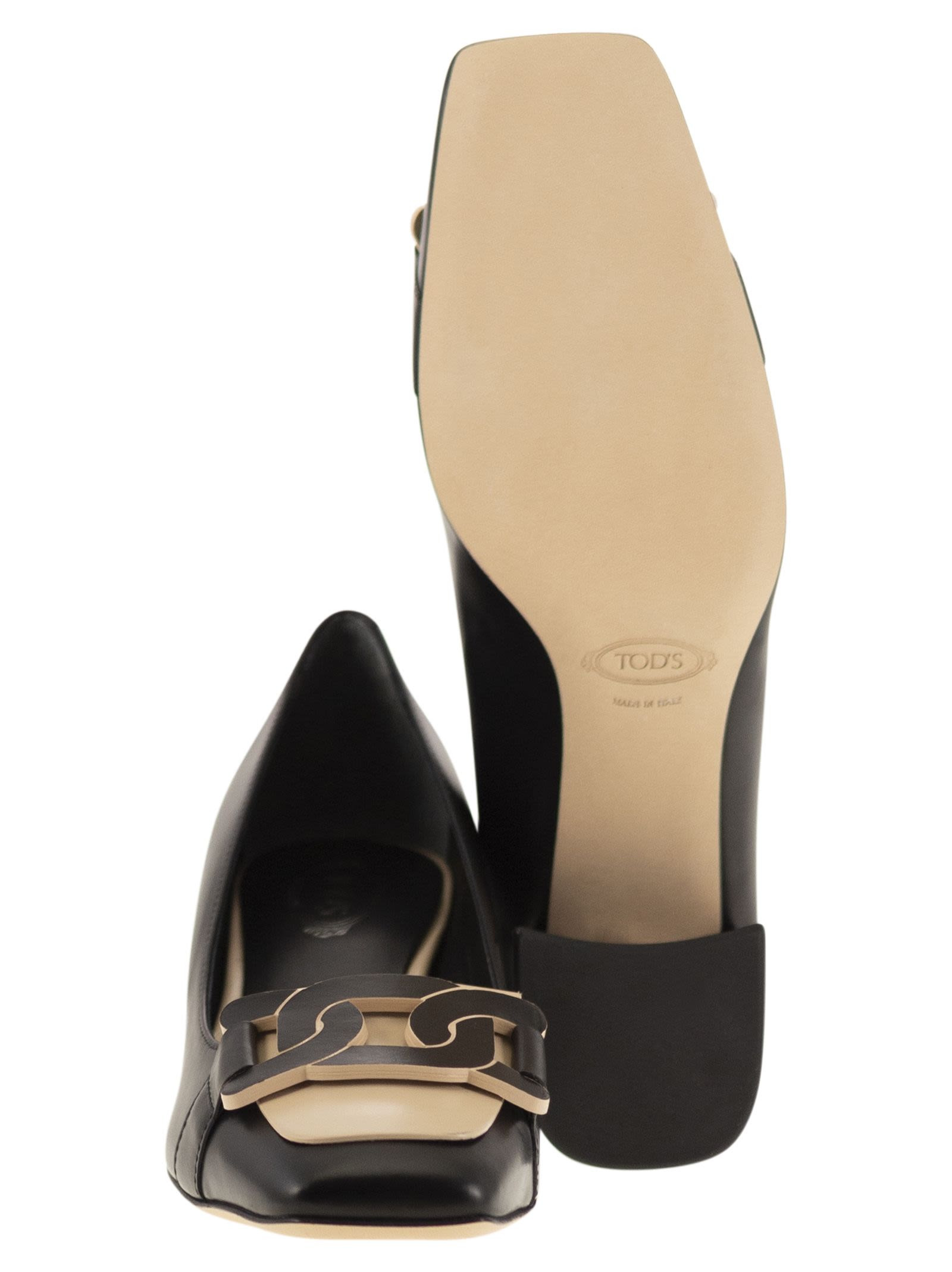 Tod's Women Leather Pumps With Chain - 5