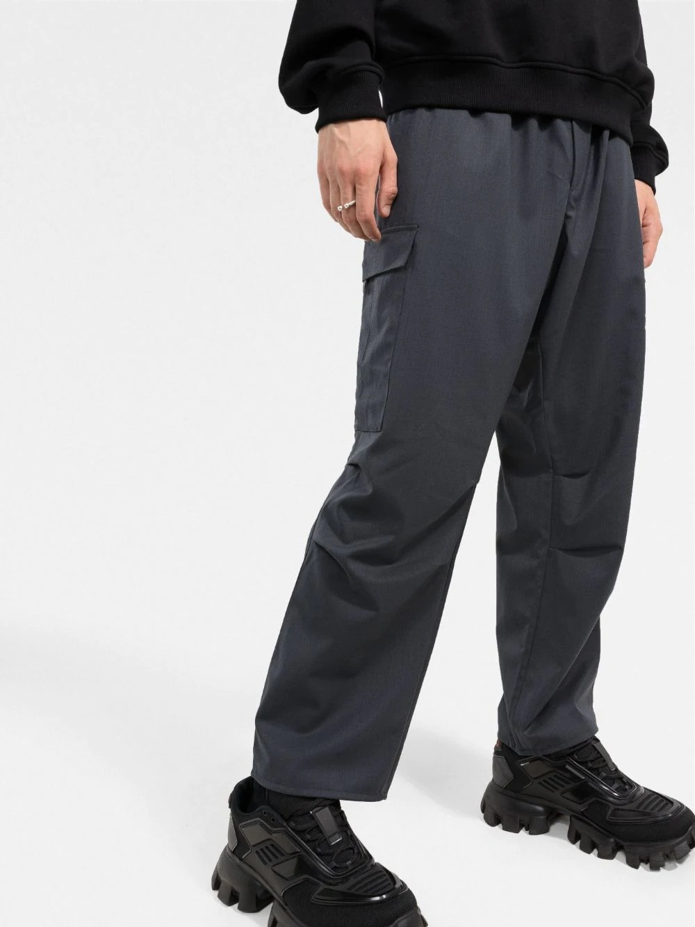 logo-patch straight-leg trousers - 3