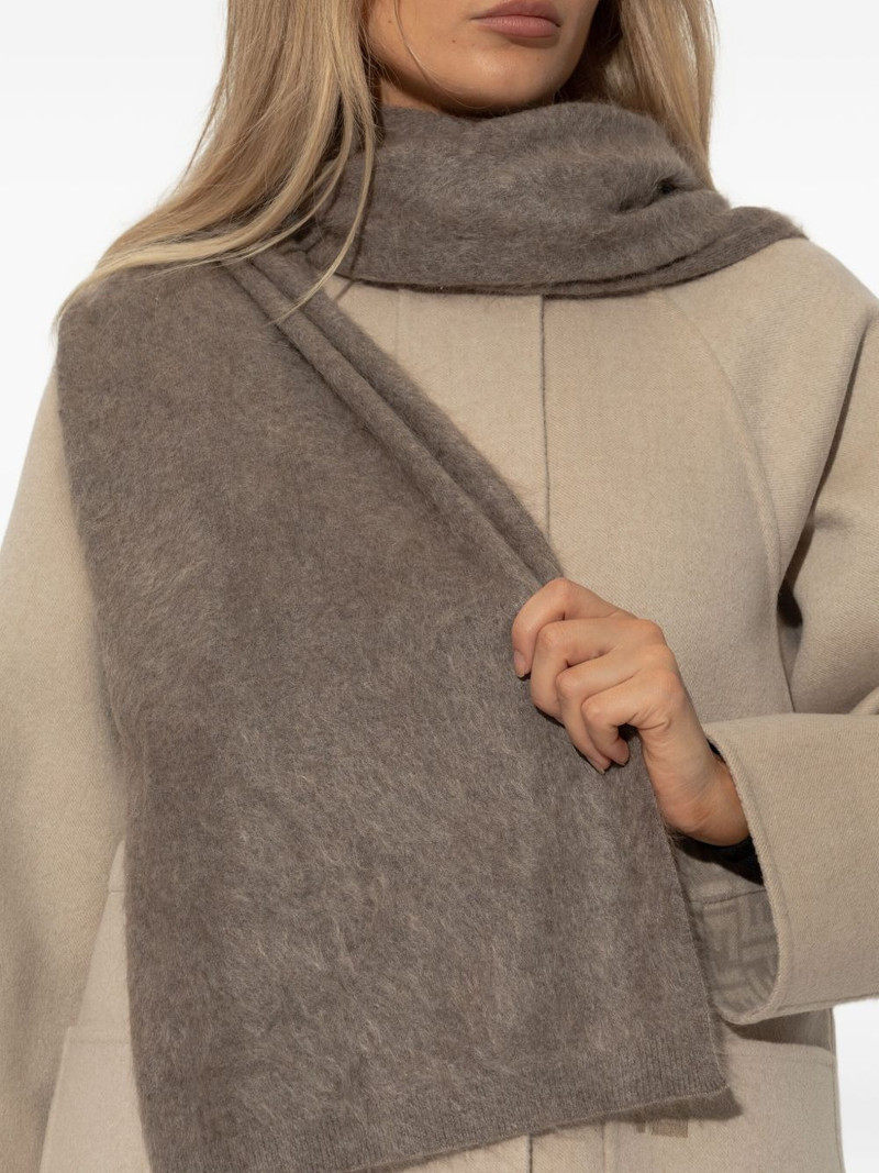 LISA YANG cashmere scarf outlook