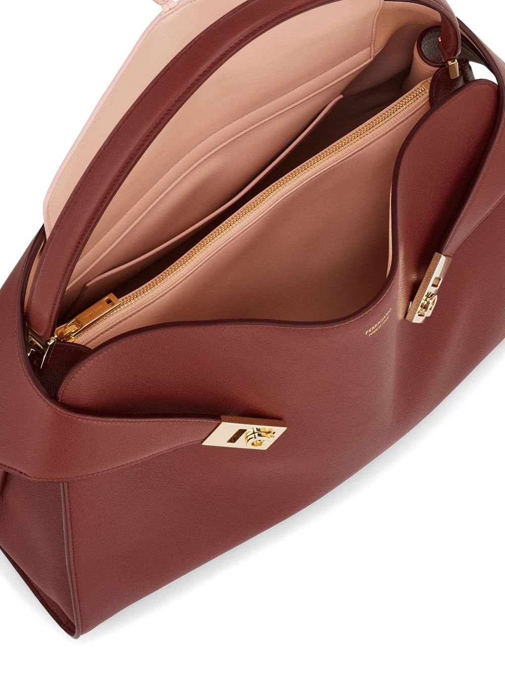 L Hug shoulder bag - 7
