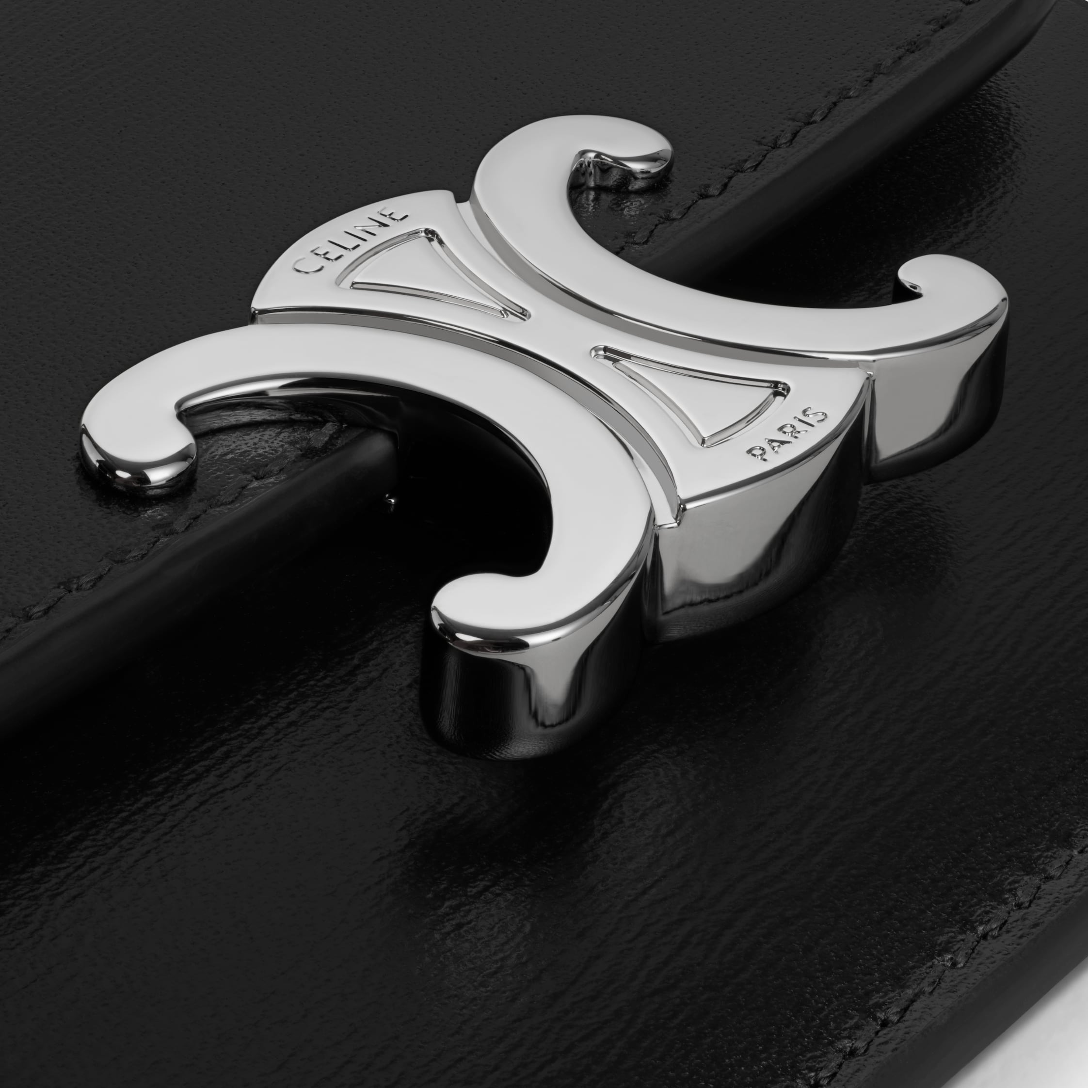 CARD HOLDER WITH FLAP TRIOMPHE in Shiny calfskin - 5