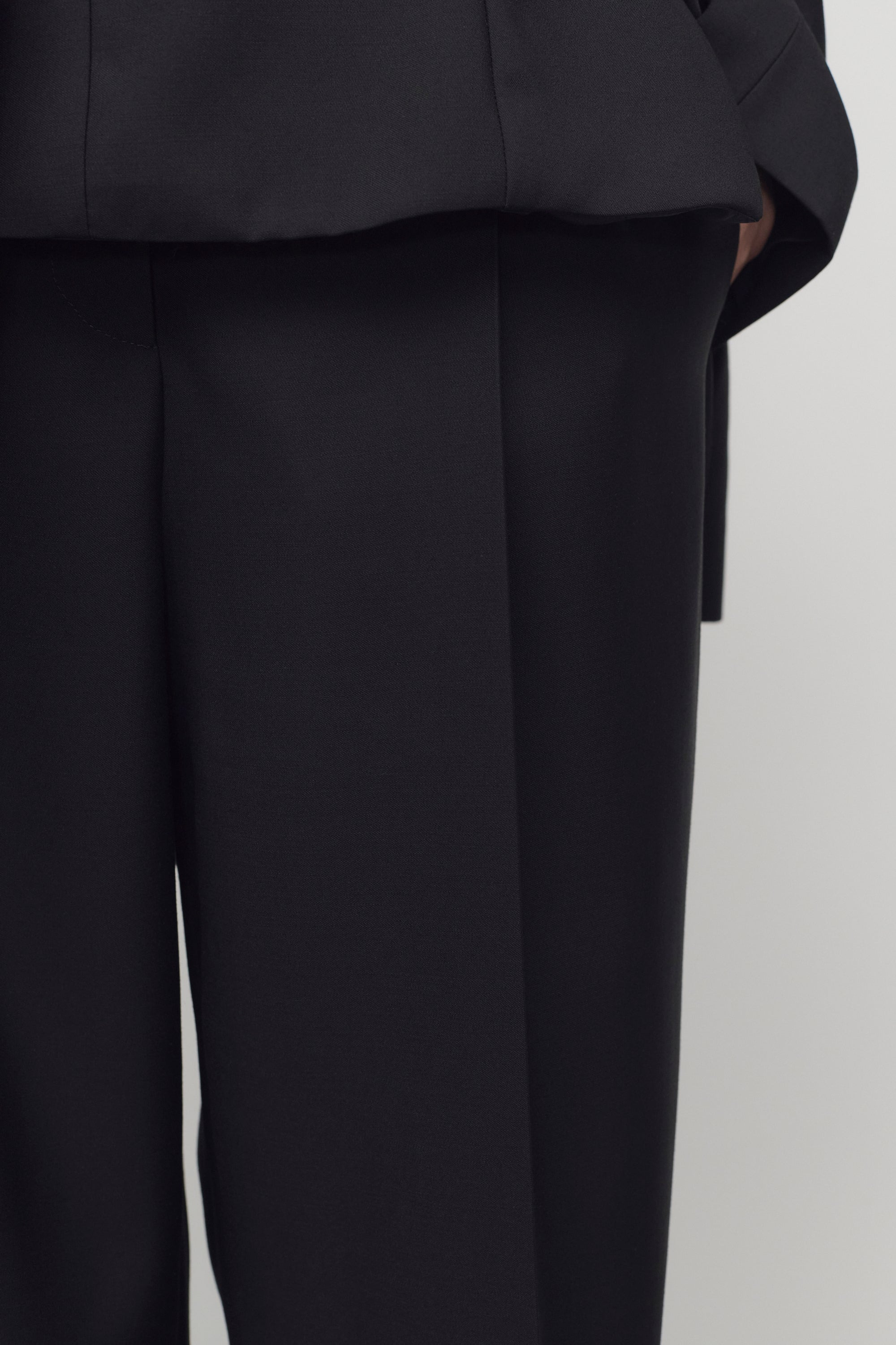 Mikkela Pant in Virgin Wool - 6