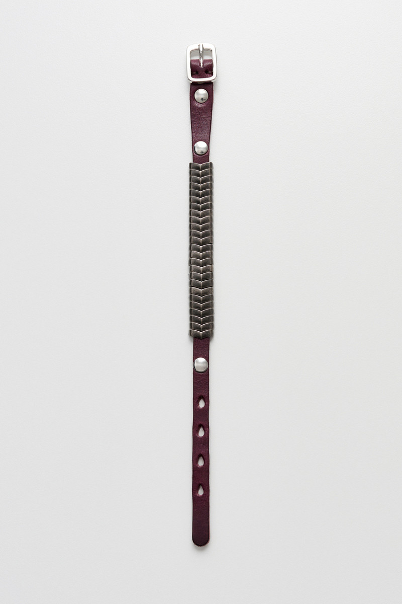 Spine Bracelet Shadow Berry Leather 3
