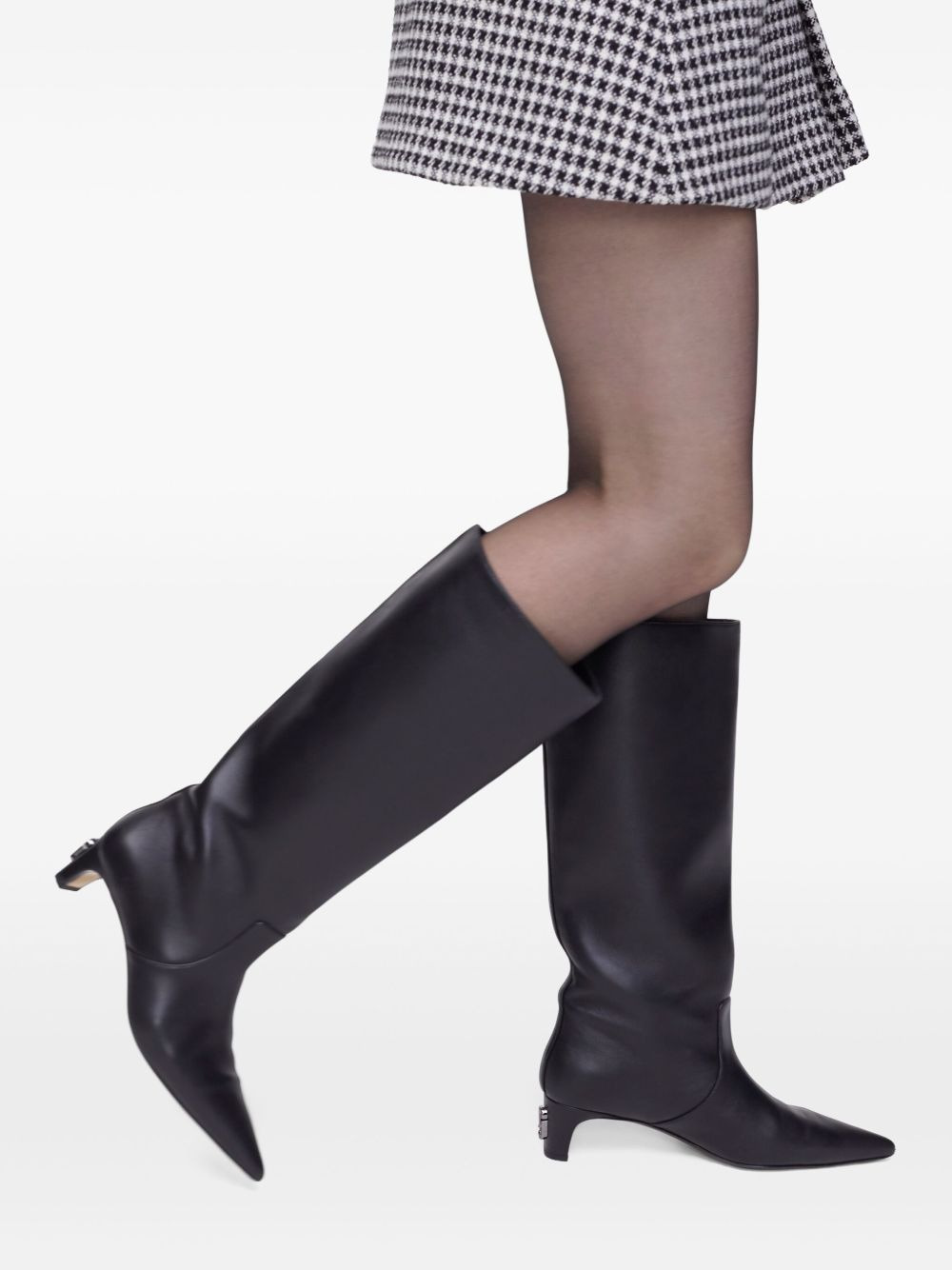pointed-toe leather boots - 5