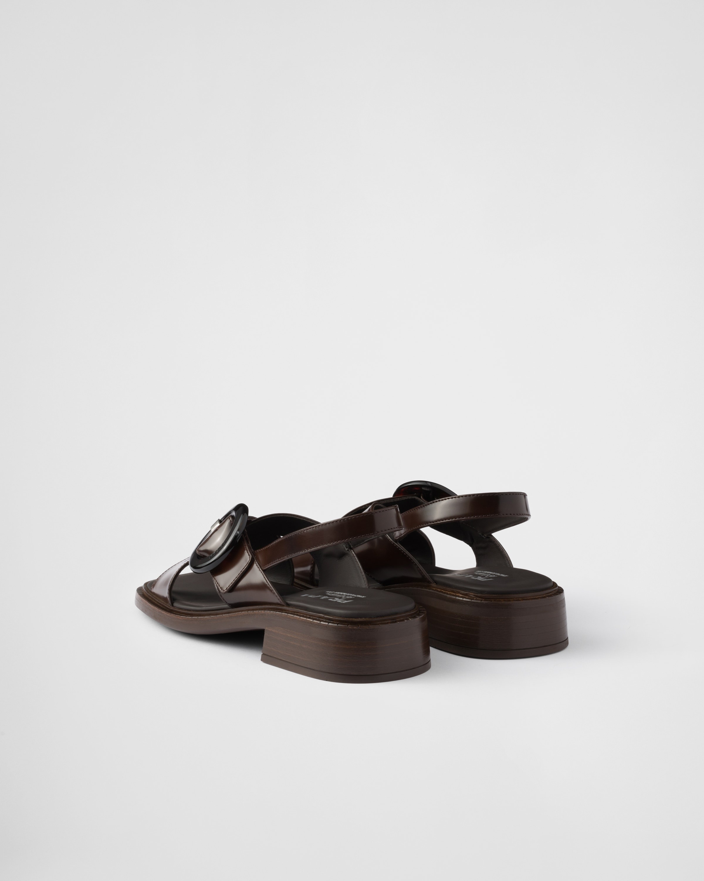 Brushed leather sandals with buckle - 5