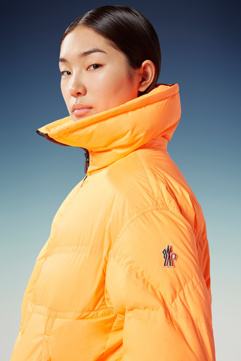 Cluses Short Down Jacket 4