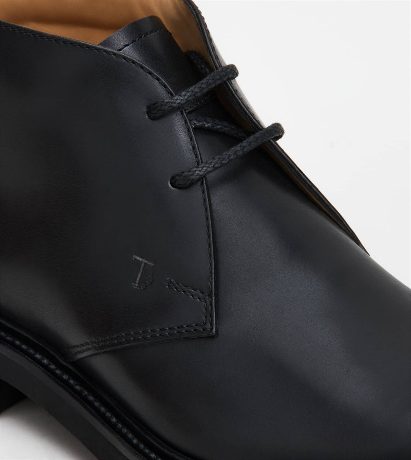 DESERT BOOTS IN LEATHER - BLACK 6