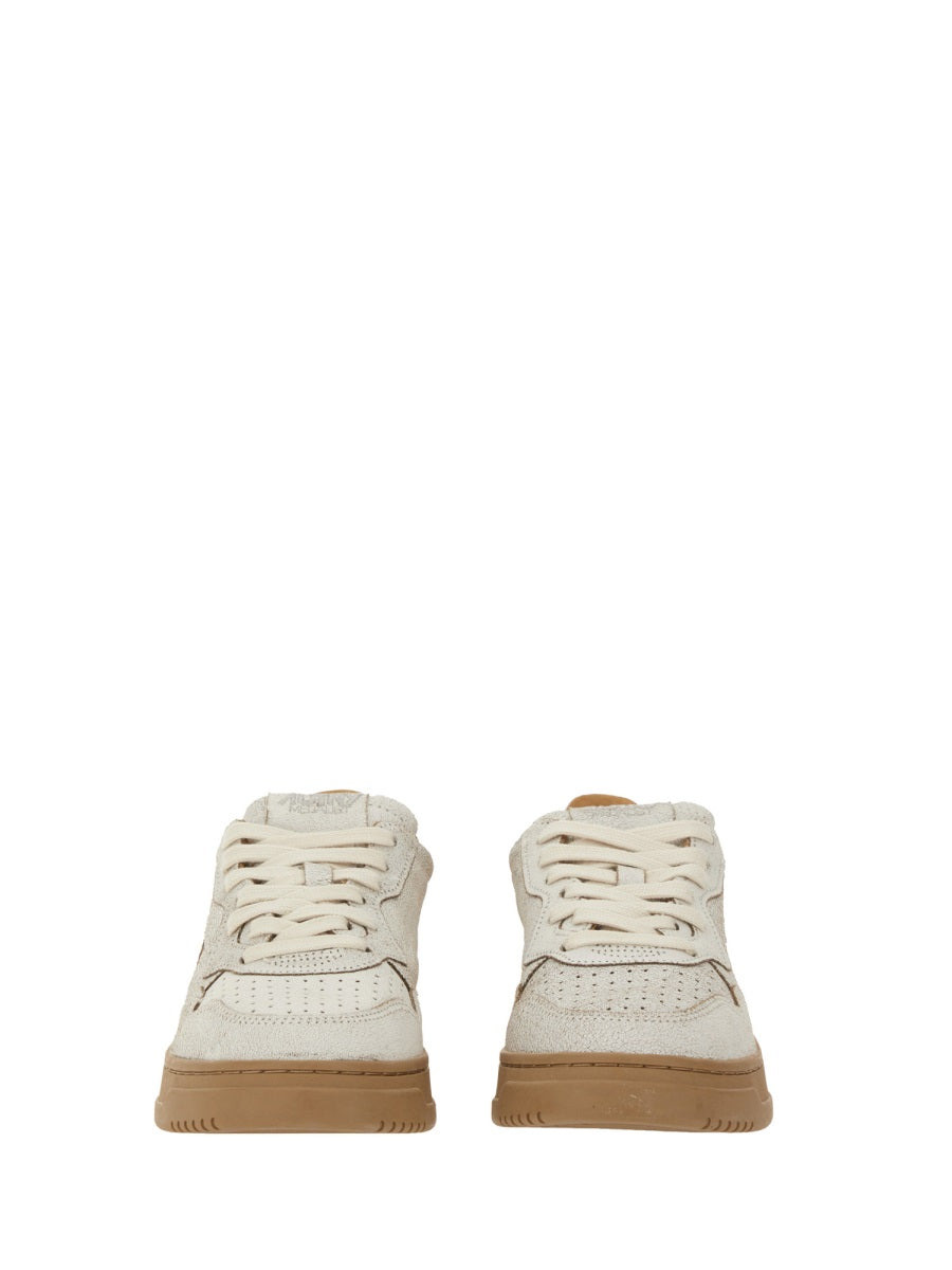 Medalist Low Sneaker - 5