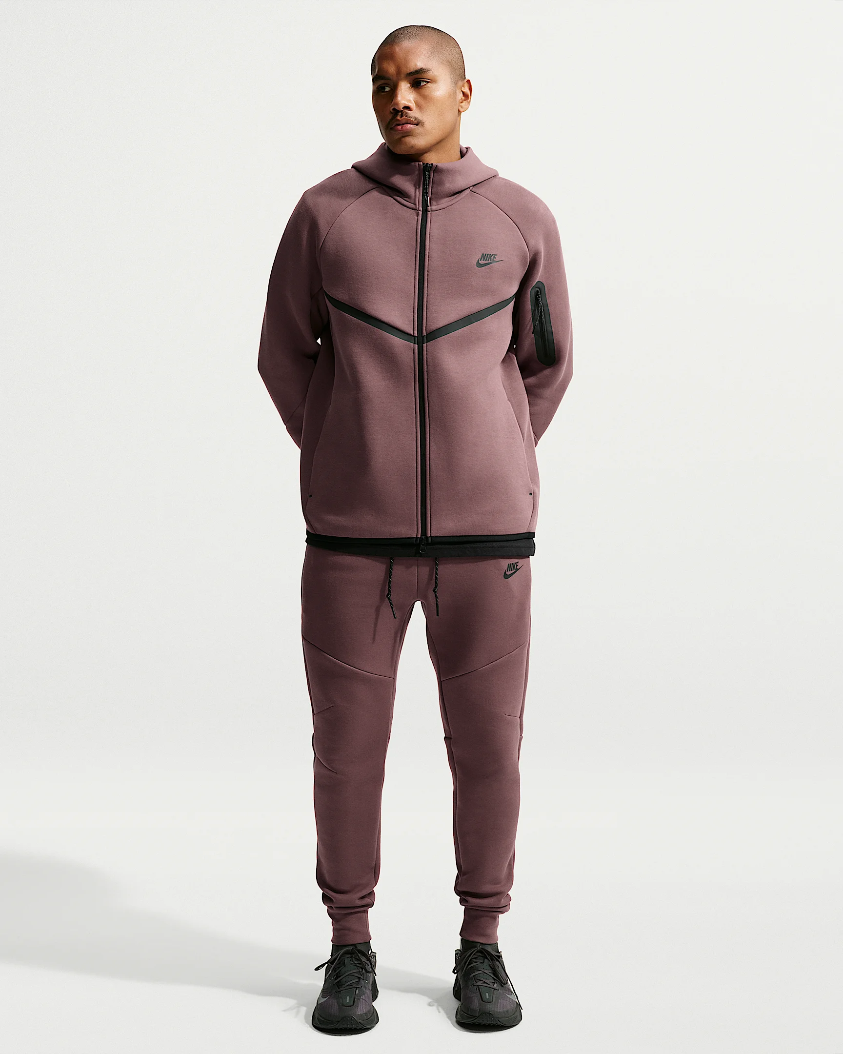Nike Tech Men's Fleece Joggers - 1
