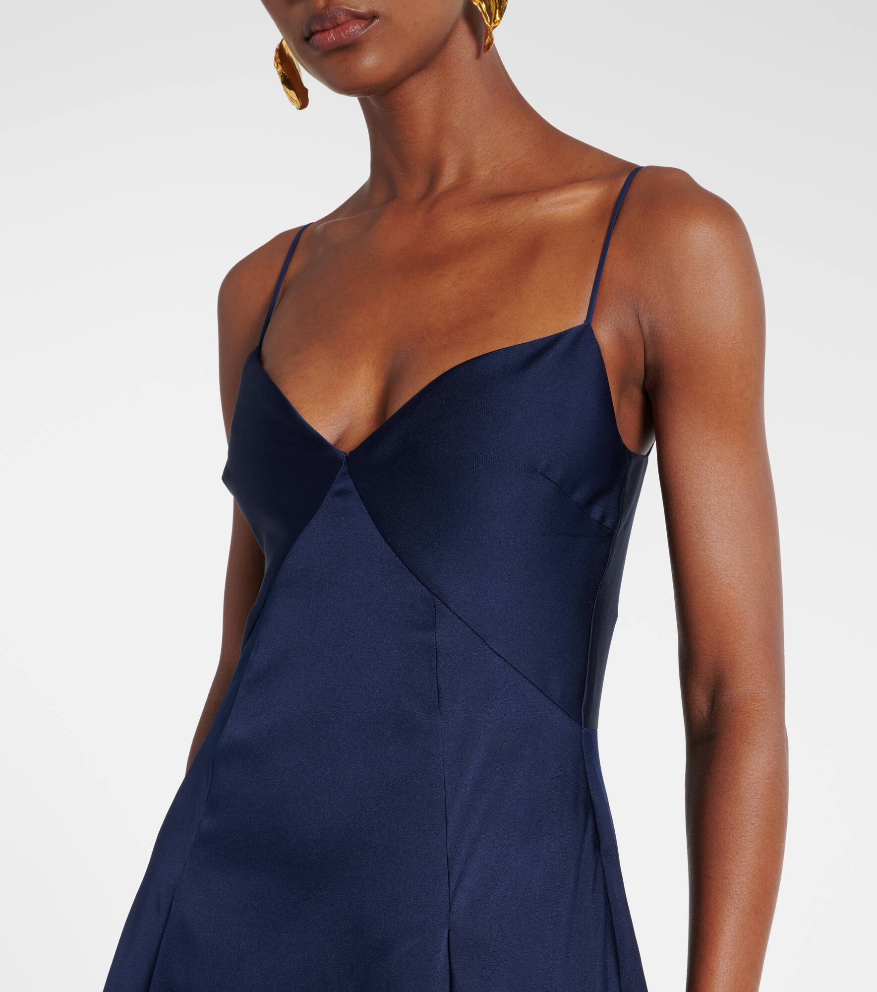 Taffeta gown - 4
