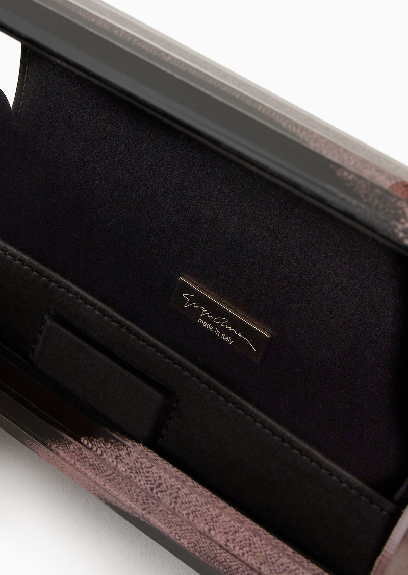 Rigid clutch bag with a gradient print 4