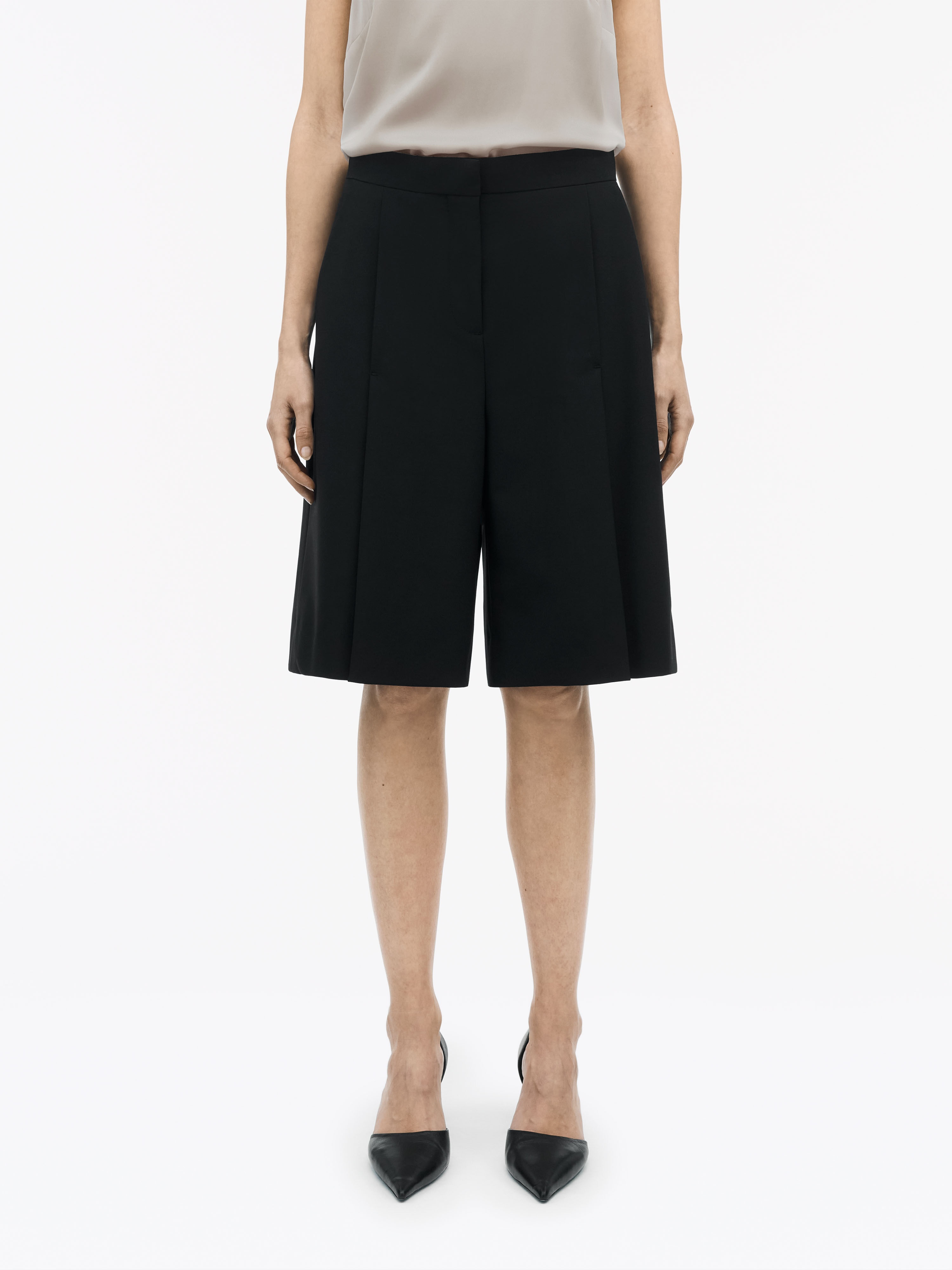 Sede Tailored Black Shorts - 3