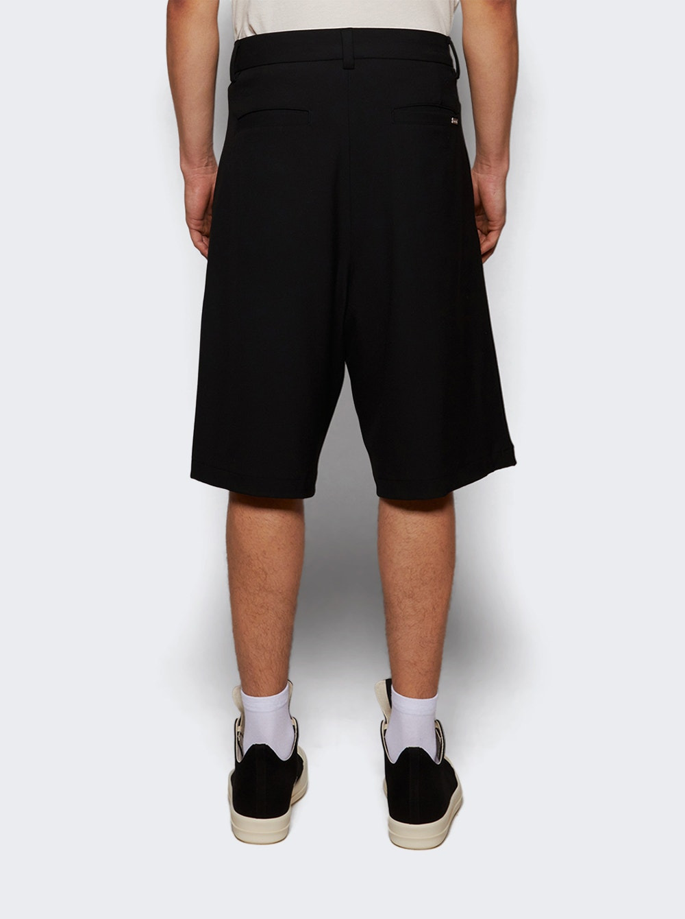 Pleated Shorts Black - 4