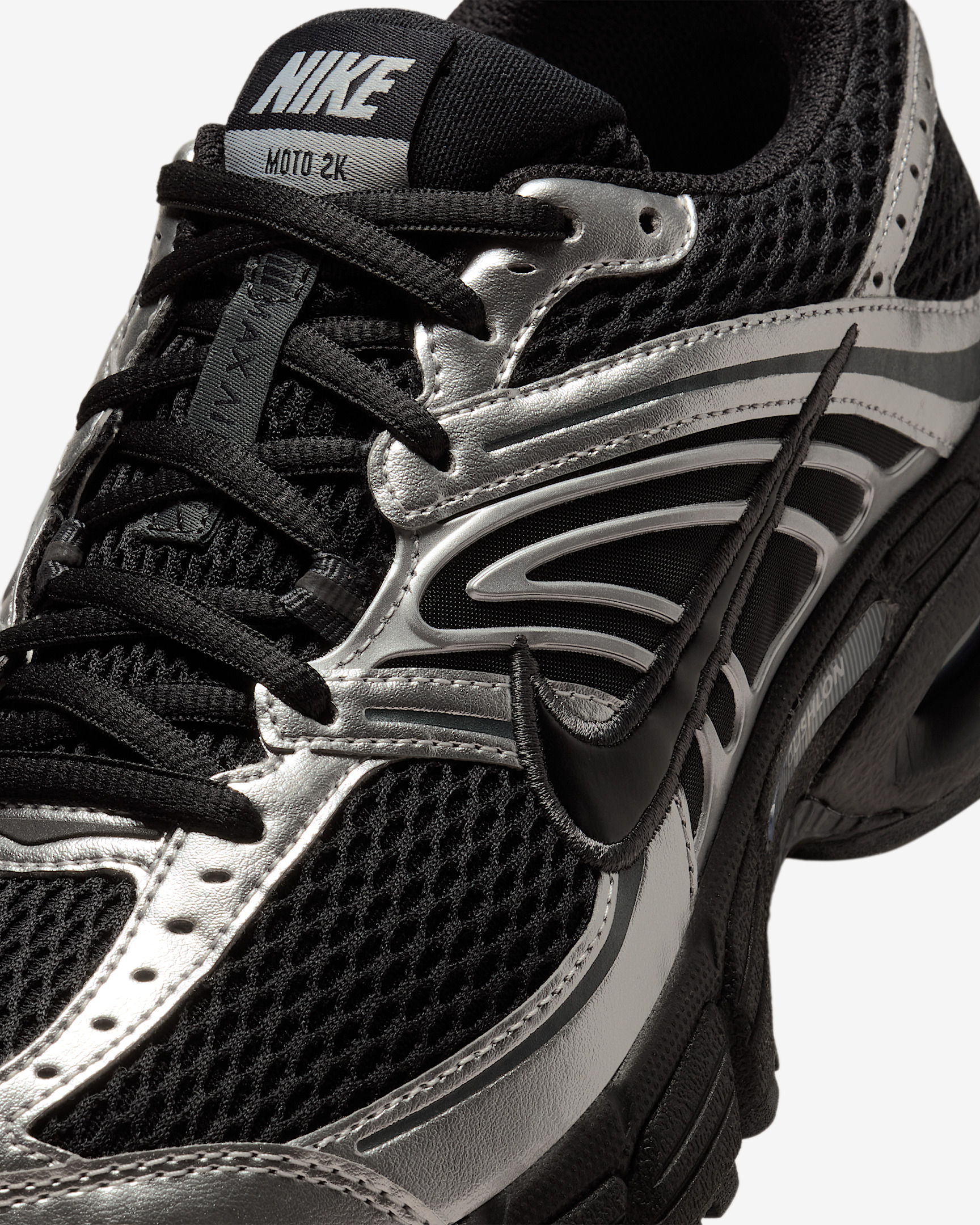 Nike Air Max Moto 2K Women's Shoes - 7