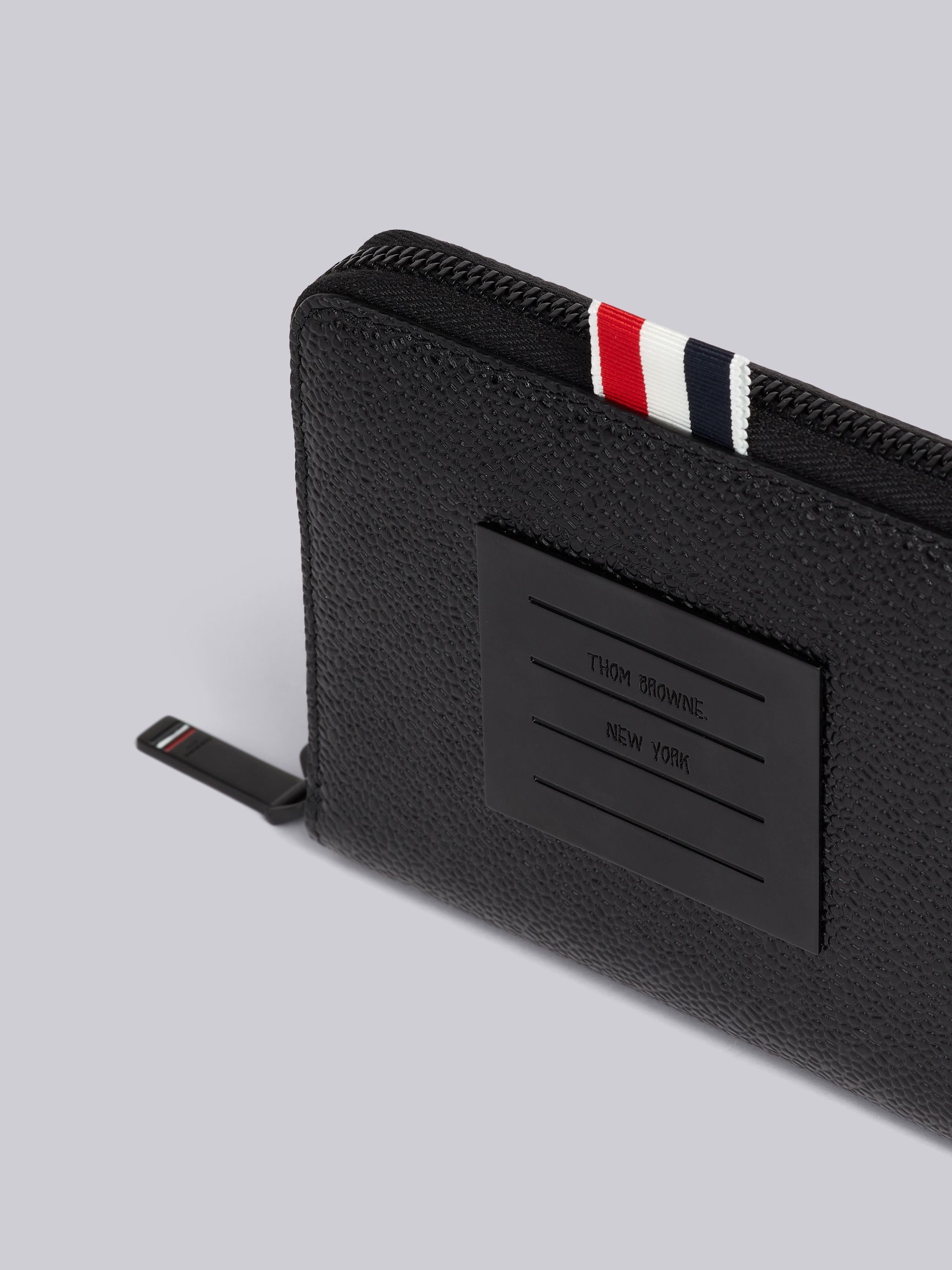 Black Pebble Grain Leather Tonal 4-Bar Brass Label Short Zip Wallet - 2