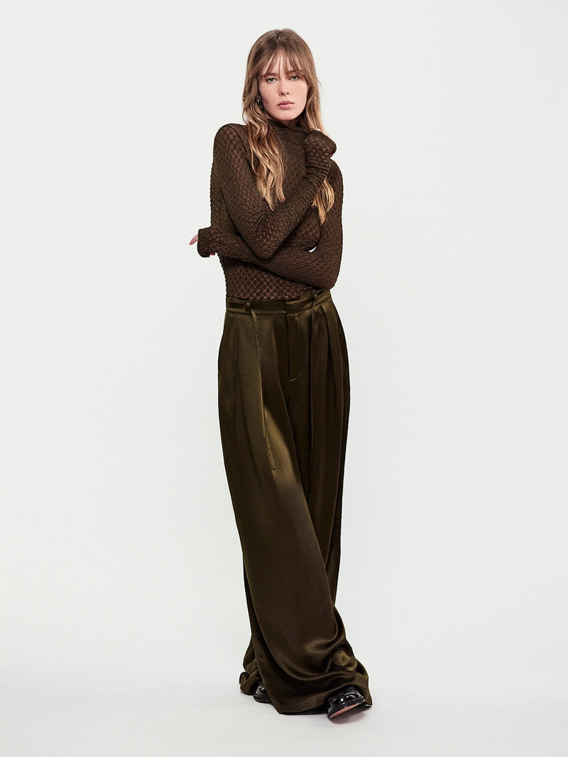 FRAME Long Silk Trouser in Rich Military outlook