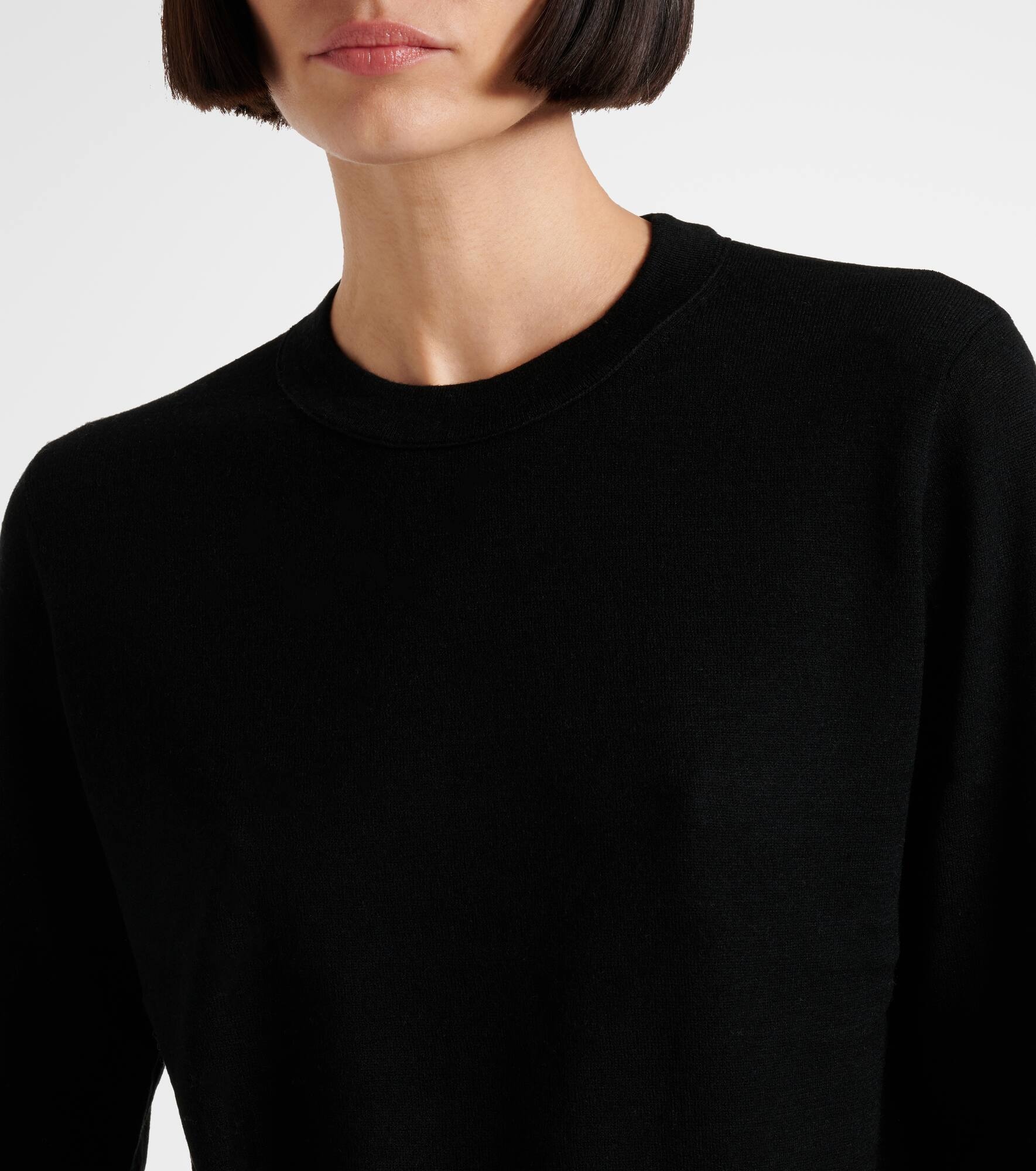 Wool-blend sweater - 4