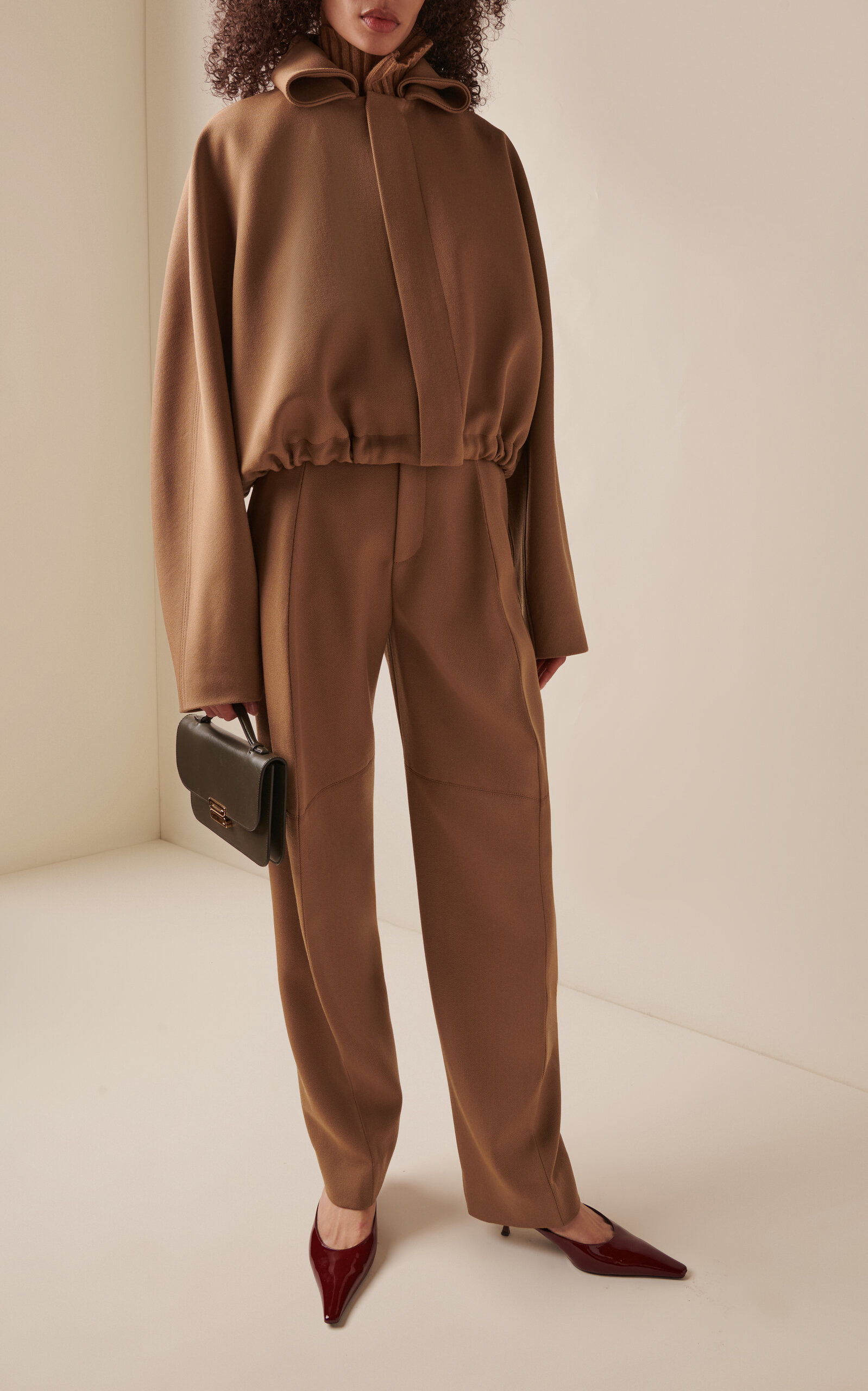 Oversized Rolled-Neck Wool Bomber brown - 4