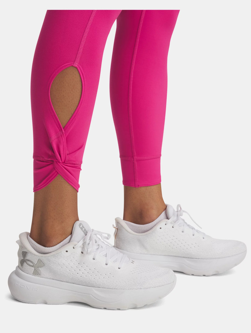 UA Motion Twist 4