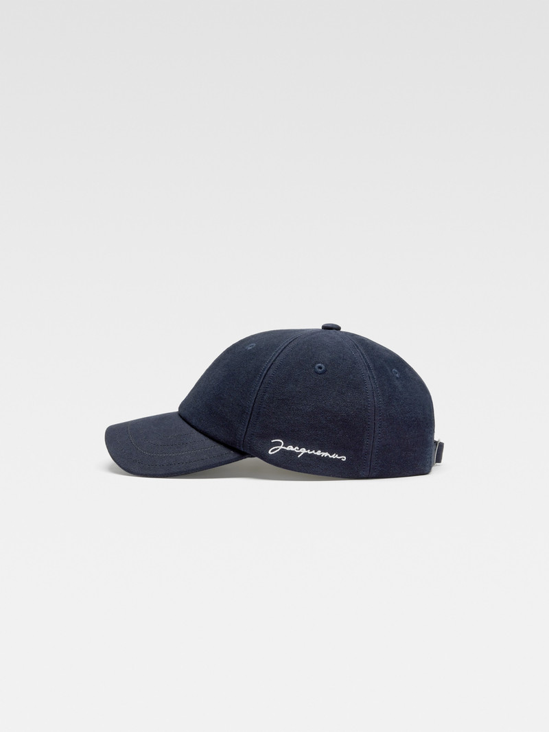 La casquette Jacquemus 1
