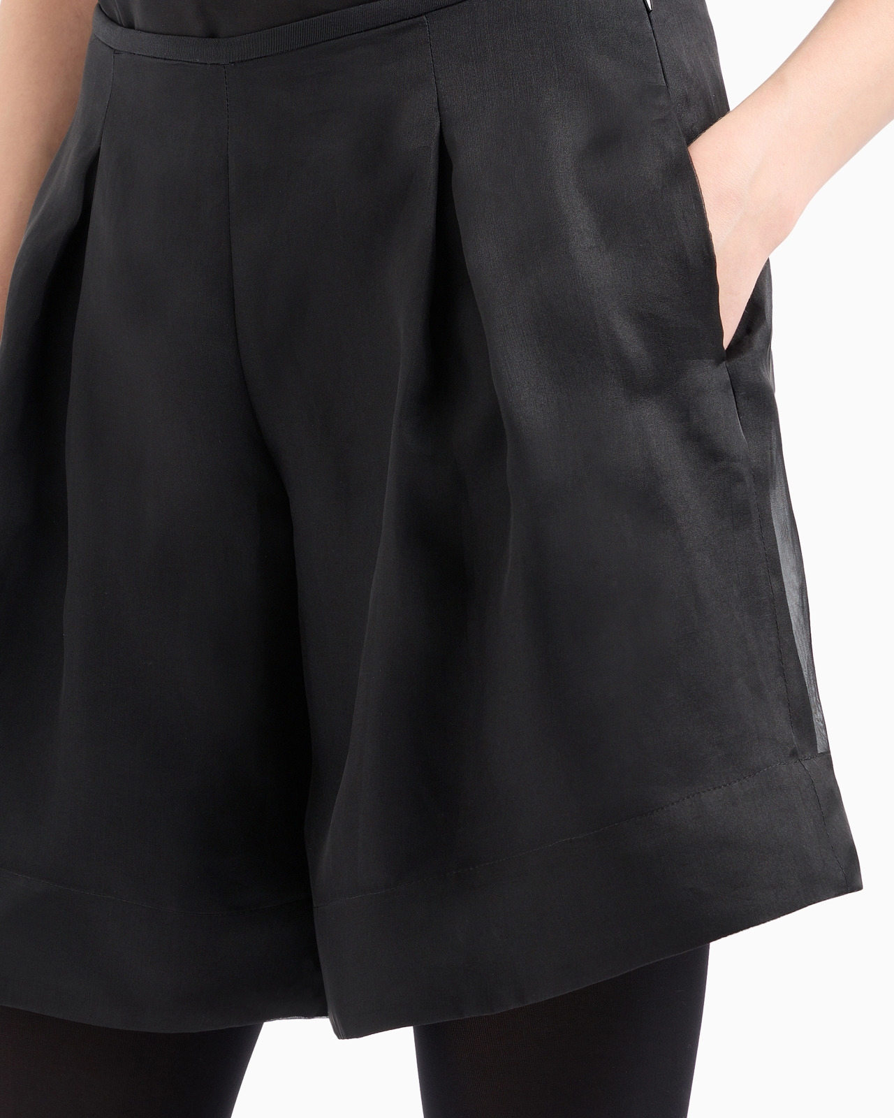 Moon Capsule collection silk organza shorts with godet pleats - 5