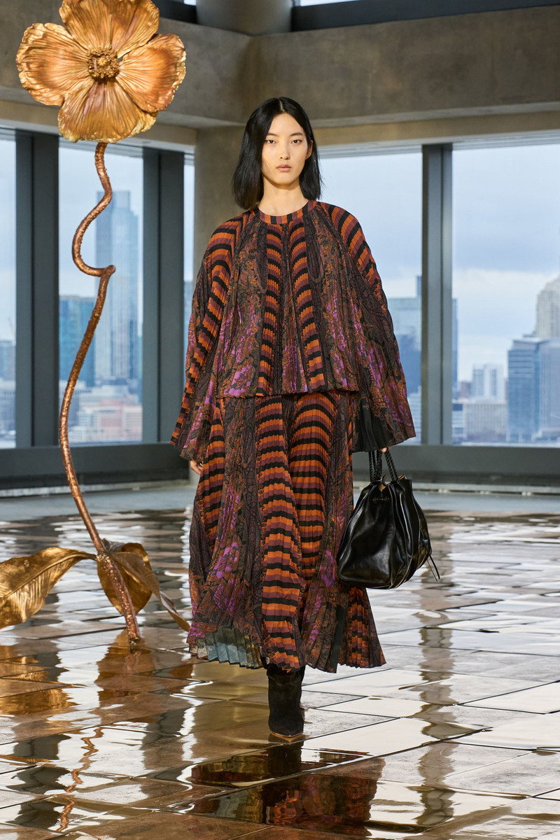 Shayna High Waist Pleated Midi Skirt 5