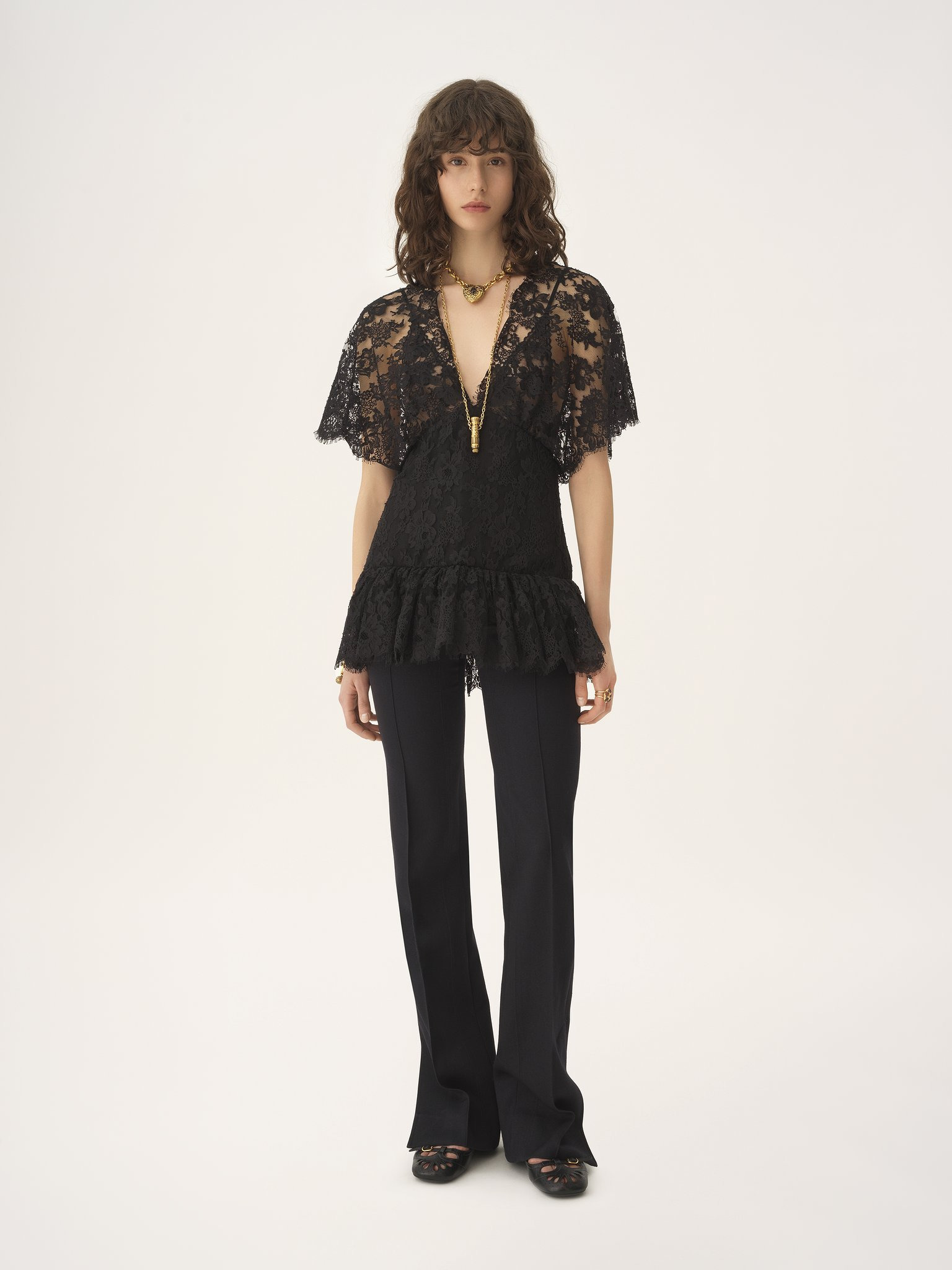 FITTED RUFFLE TOP IN LACE - 3