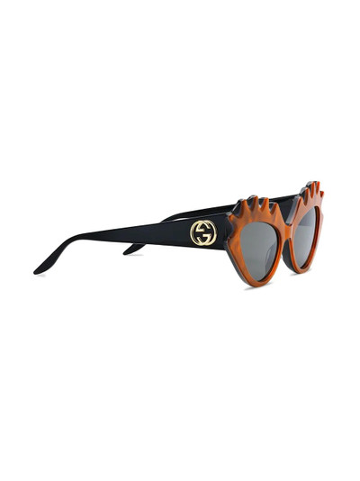 GUCCI two-tone Interlocking G cat-eye sunglasses outlook