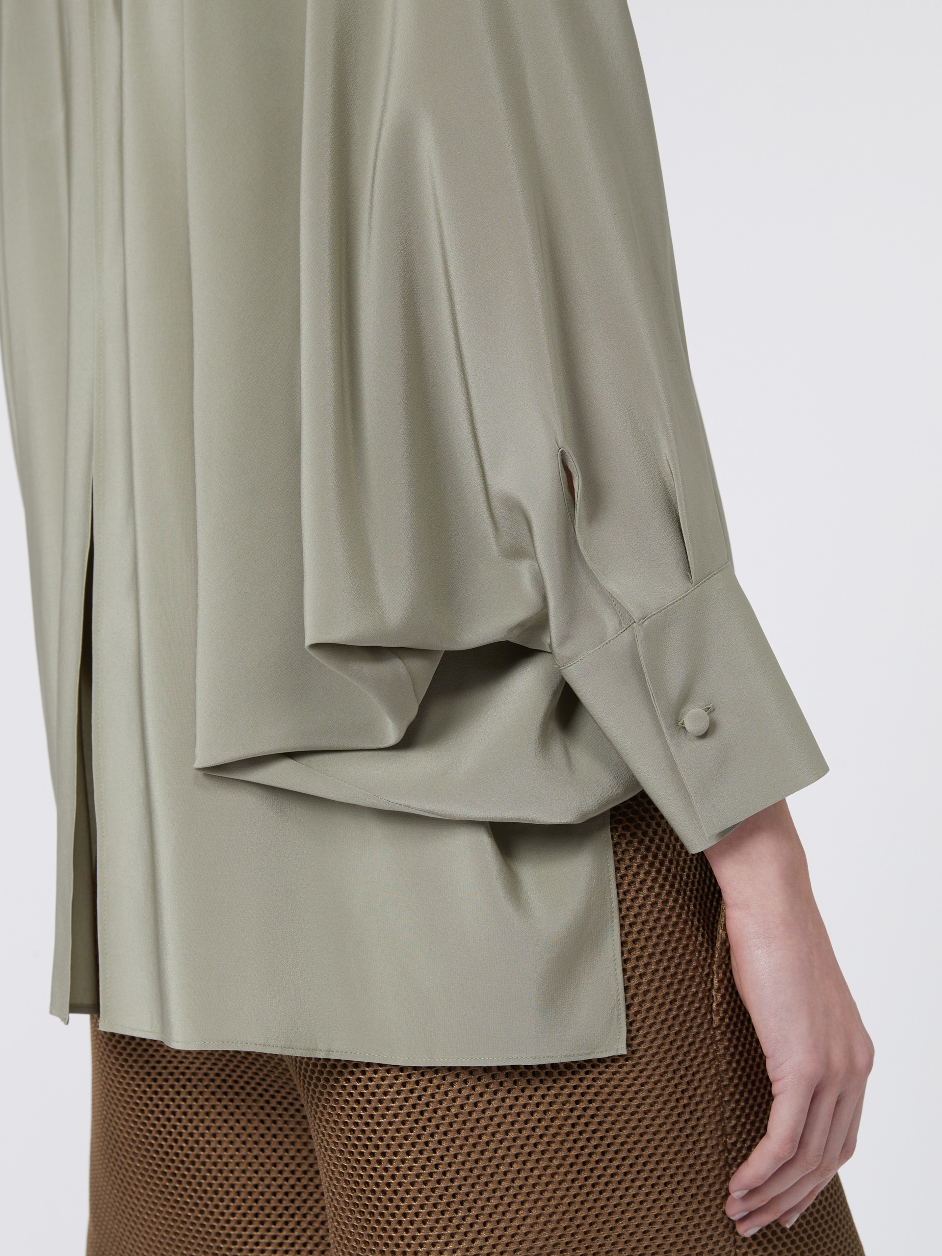 LEONIDA Loose, pure silk blouse - 6