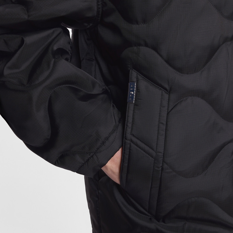 Bomber Jacket in quilted nylon 7