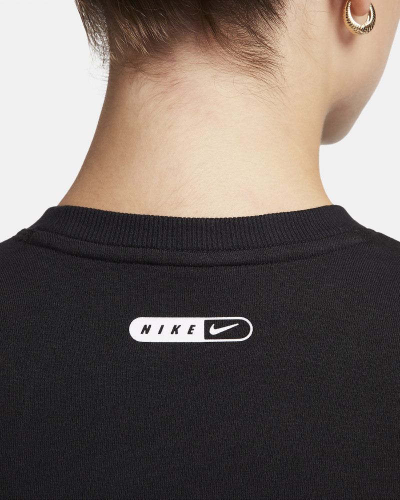 Women's Nike Sportswear Cropped T-Shirt 4